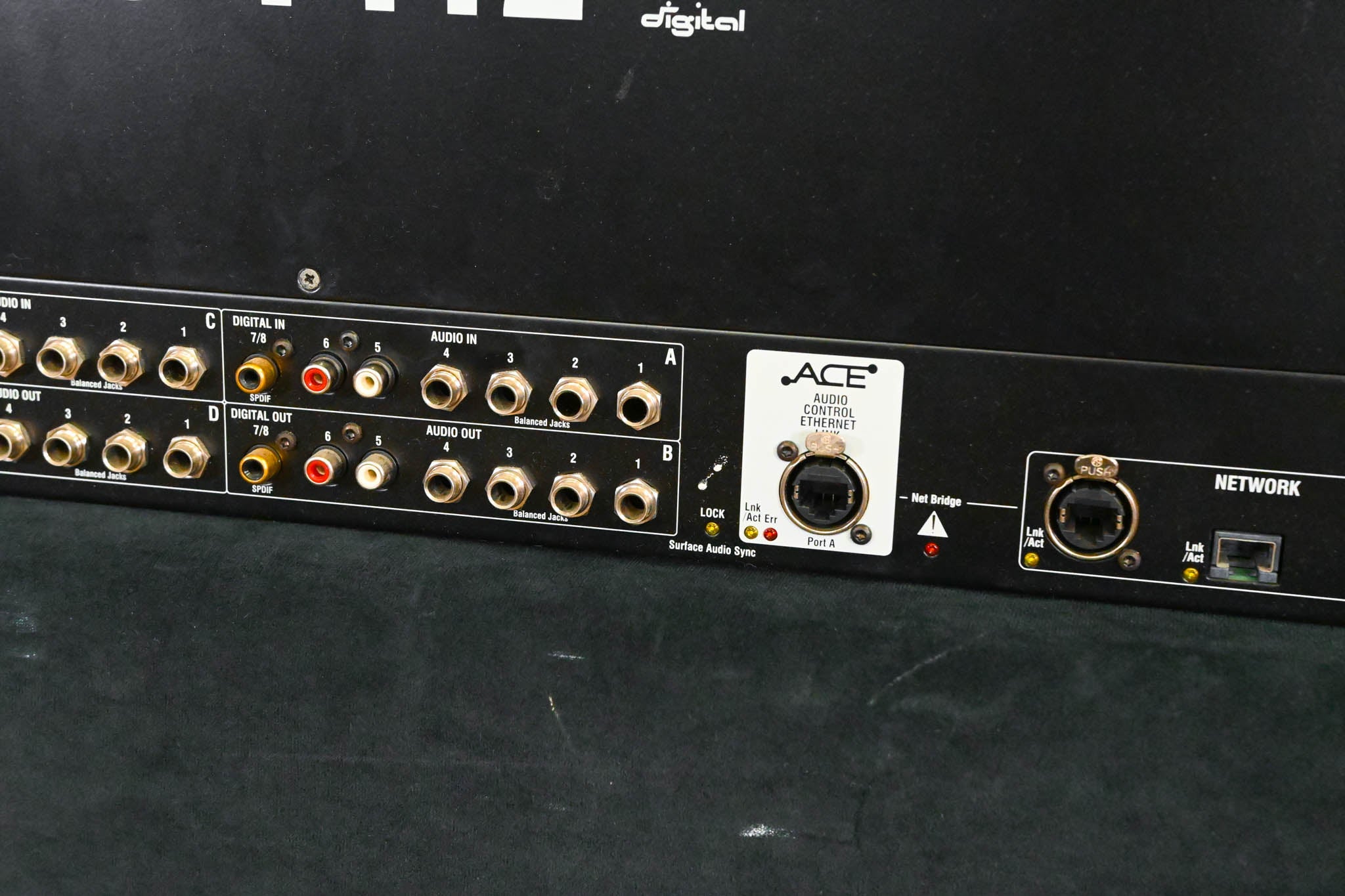 Allen & Heath iLive-T112 Mixing Surface with iDR-48 Fixed Format MixRack