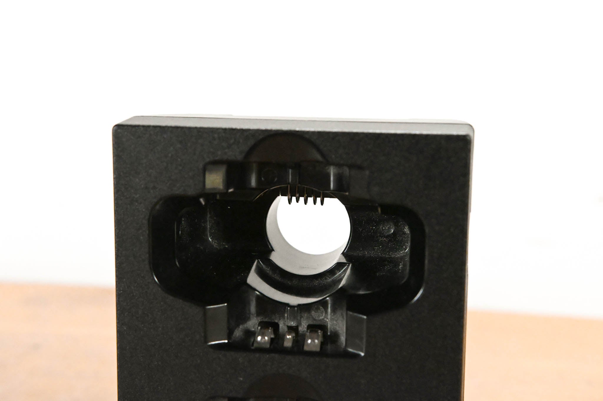 Shure SBC200 Dual Docking Recharging Station (NO POWER SUPPLY)