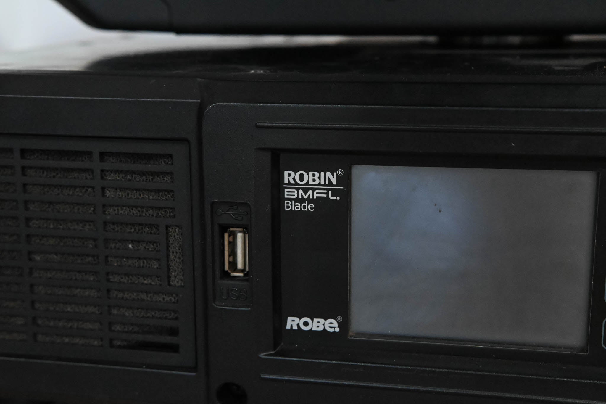 Robe ROBIN BMFL Blade Discharge Lamp Moving Light