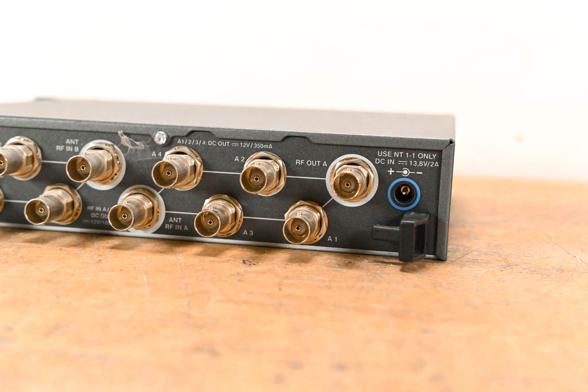 Sennheiser ASA 1 Active Antenna Splitter - 500-870 MHz (NO POWER SUPPLY)