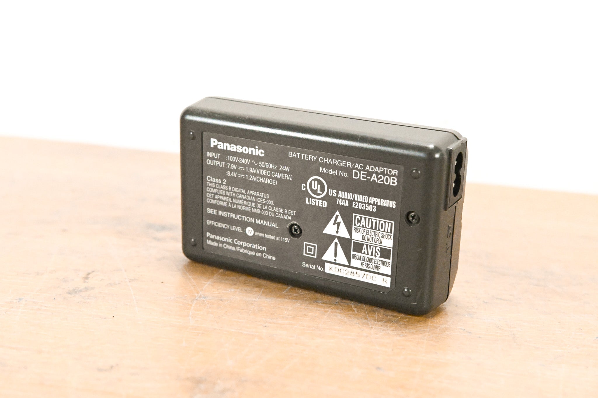 Panasonic DE-A20 Battery Charger / AC Adapter (NO POWER SUPPLY)