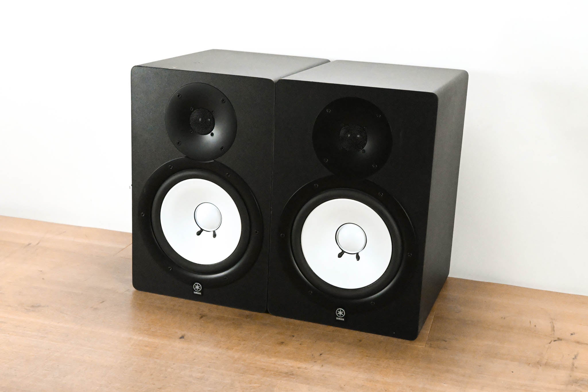 Yamaha HS80M Powered Studio Monitor Speaker (PAIR)