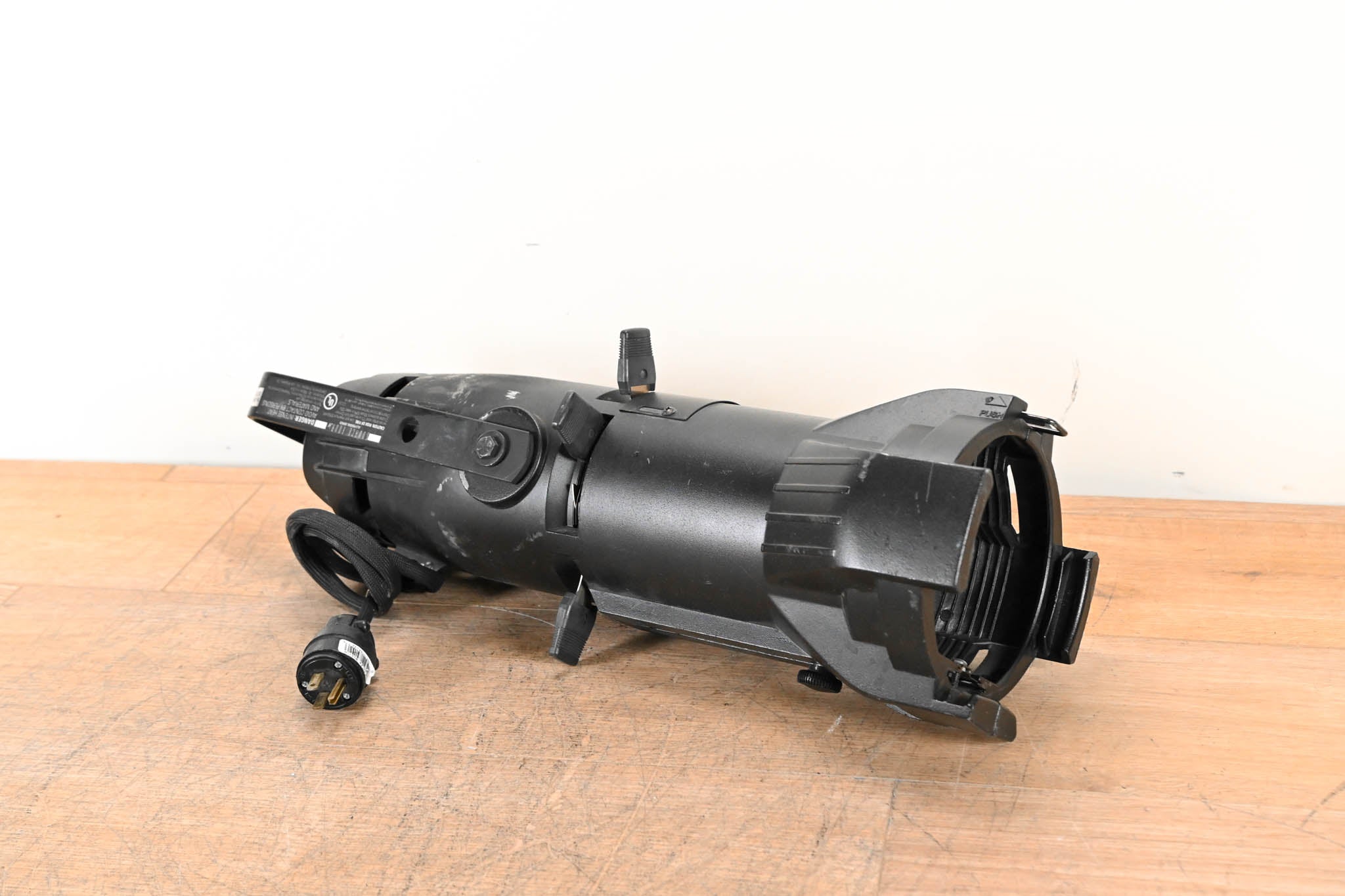 ETC Source Four Jr 26 Degree 575 Ellipsoidal Light