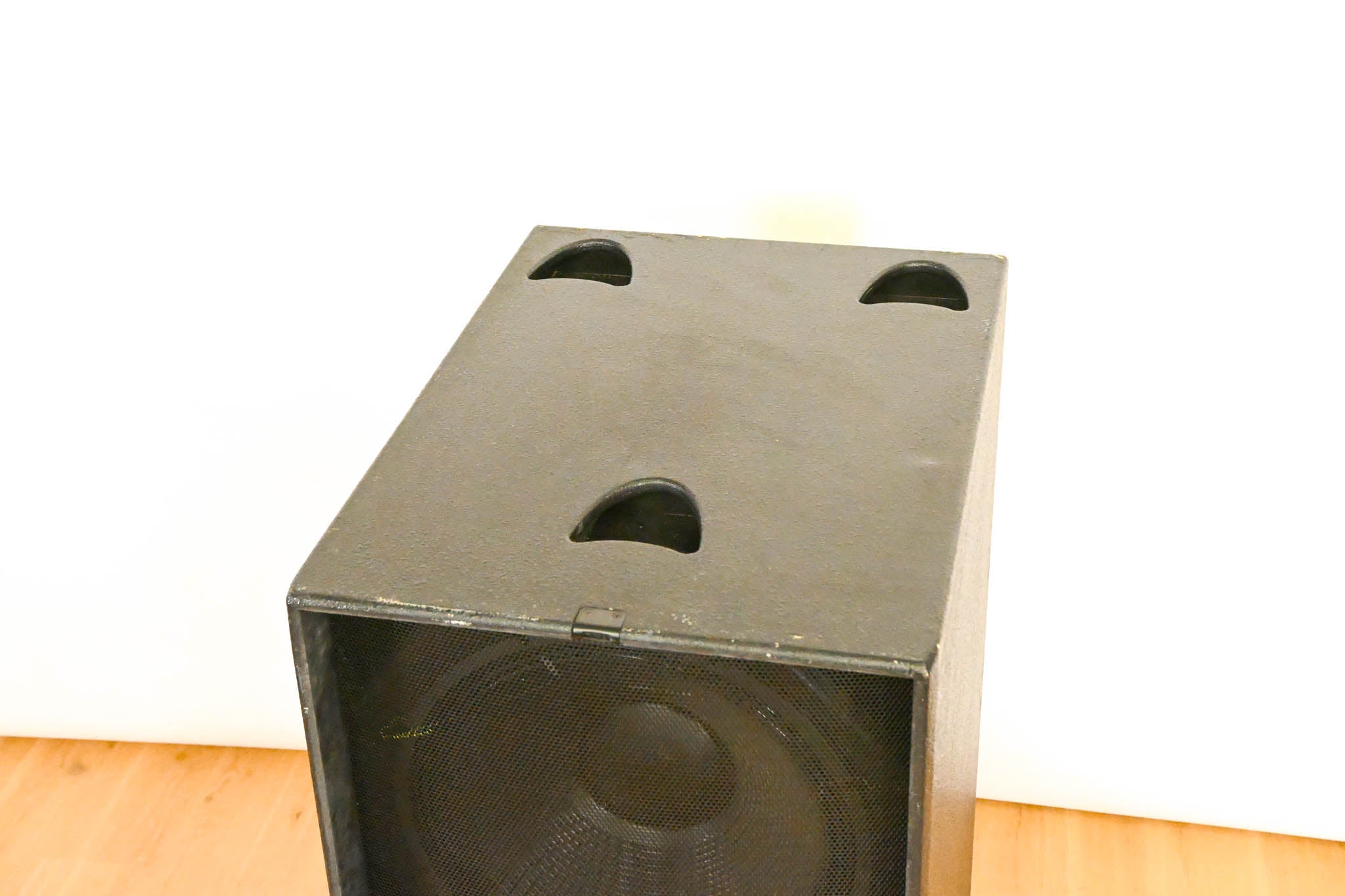 Martin Audio WS218X Dual 18" Passive Subwoofer Speaker System