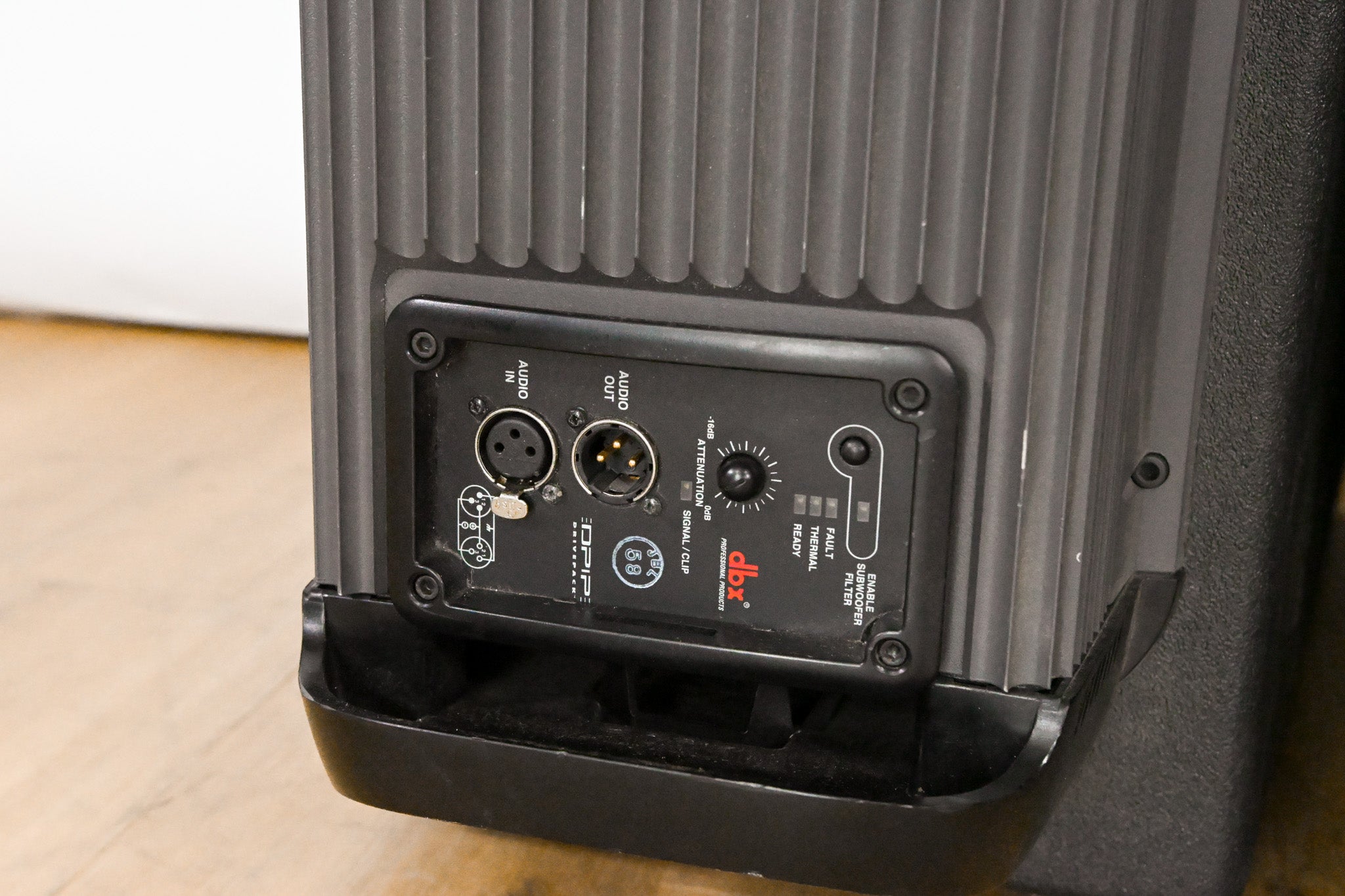 JBL VT4888DP Powered 3-Way Line Array Speaker (PAIR)