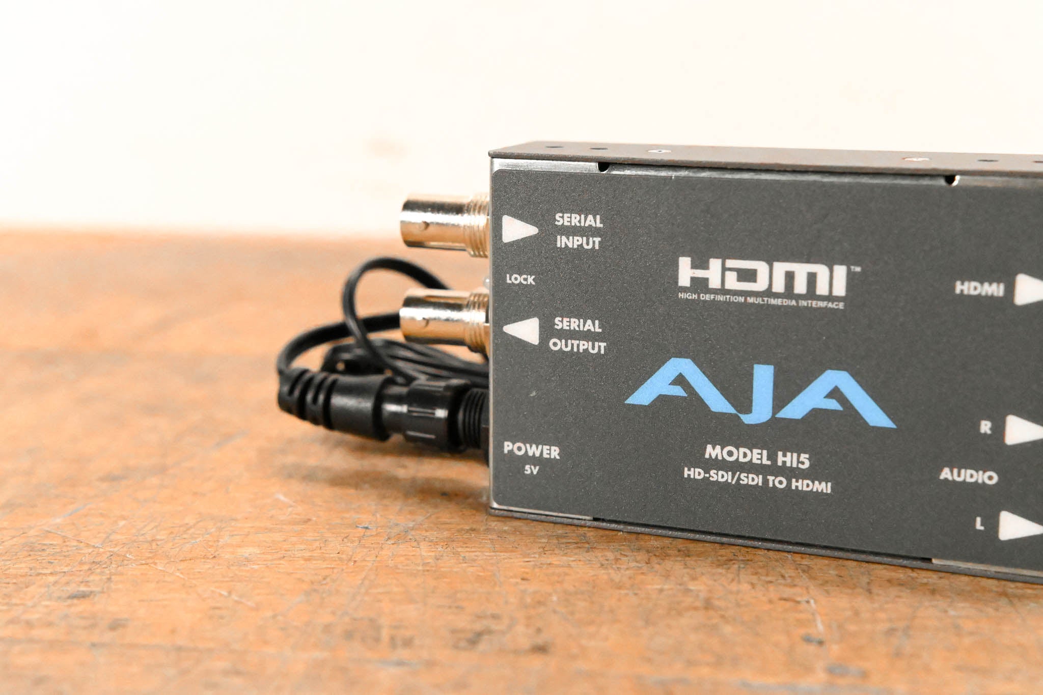 AJA HI5 HD/SD-SDI to HDMI Video and Audio Converter