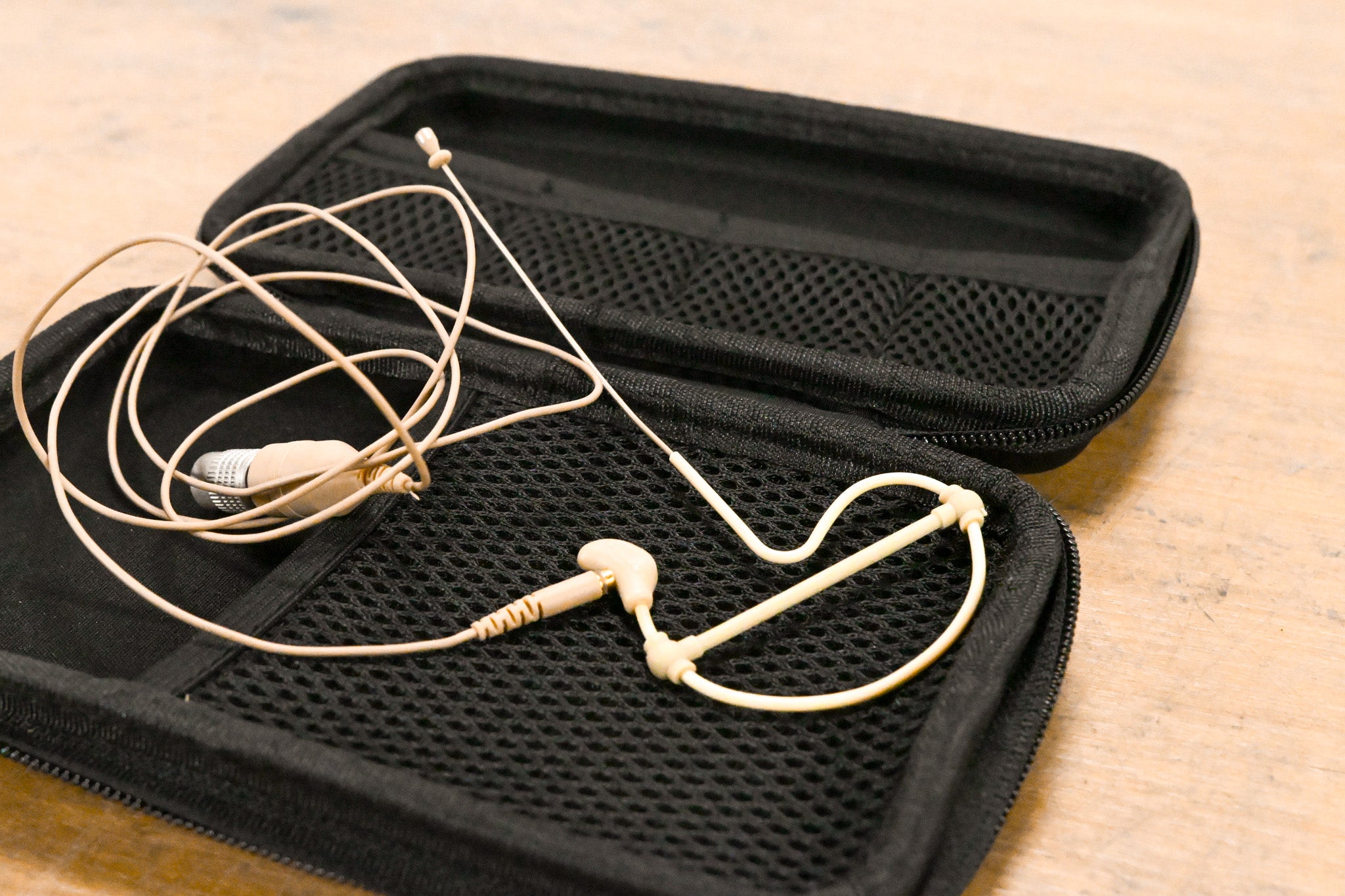 Samson SE10 Earset Microphone with Miniature Condenser Capsule