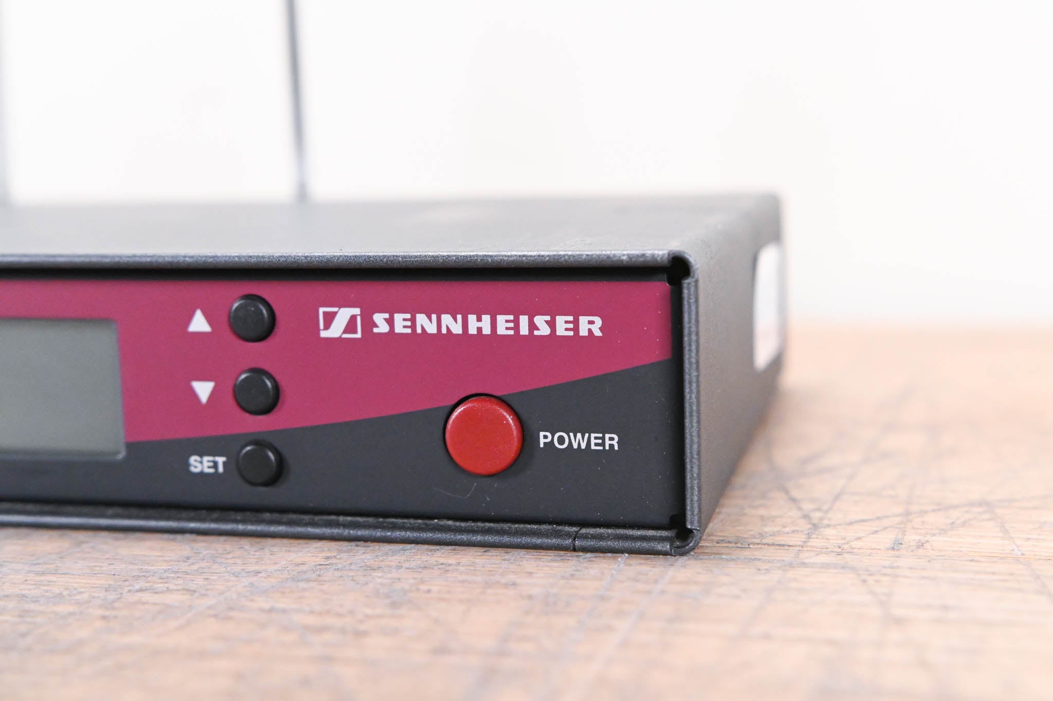 Sennheiser EM 100 G2 Wireless Receiver 740-776 MHz (NO POWER SUPPLY)