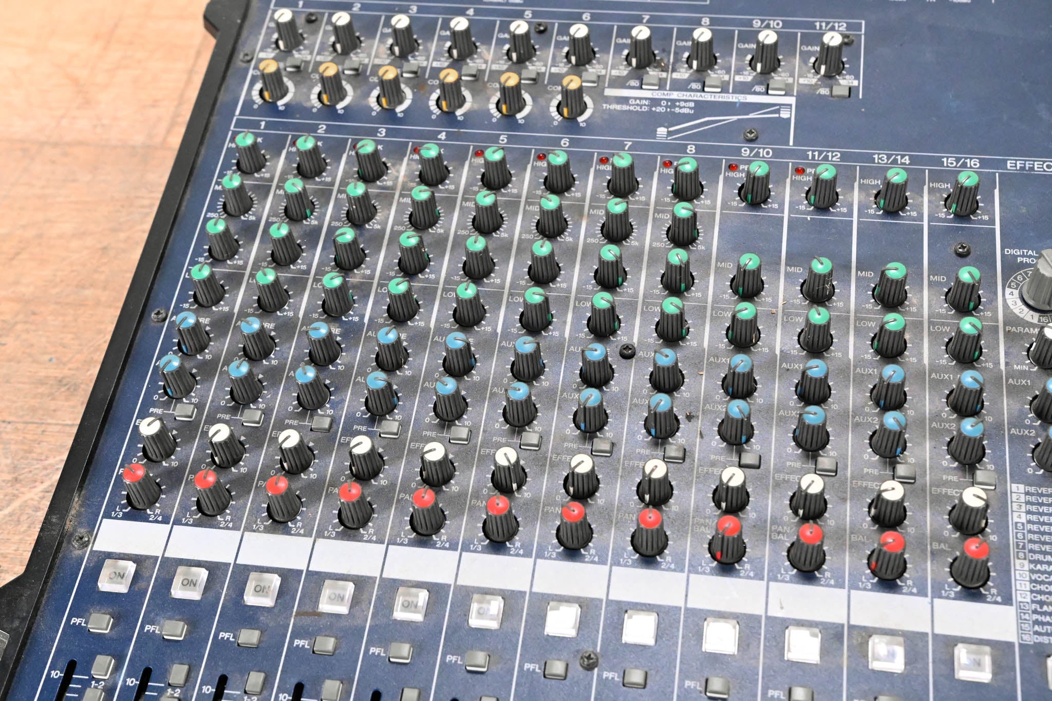 Yamaha MG166CX 16-Channel Analog Mixer