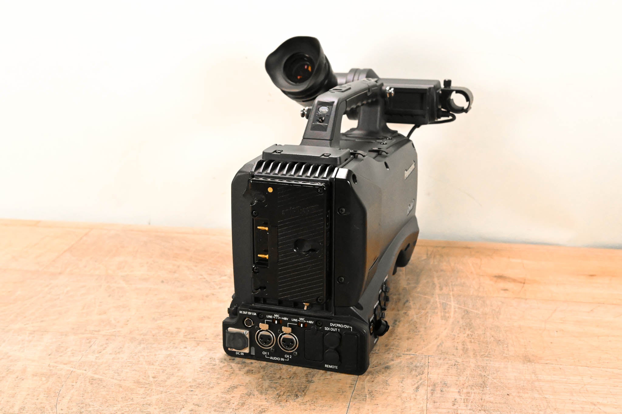 Panasonic AG-HPX370P 1/3" ENG P2HD Camcorder