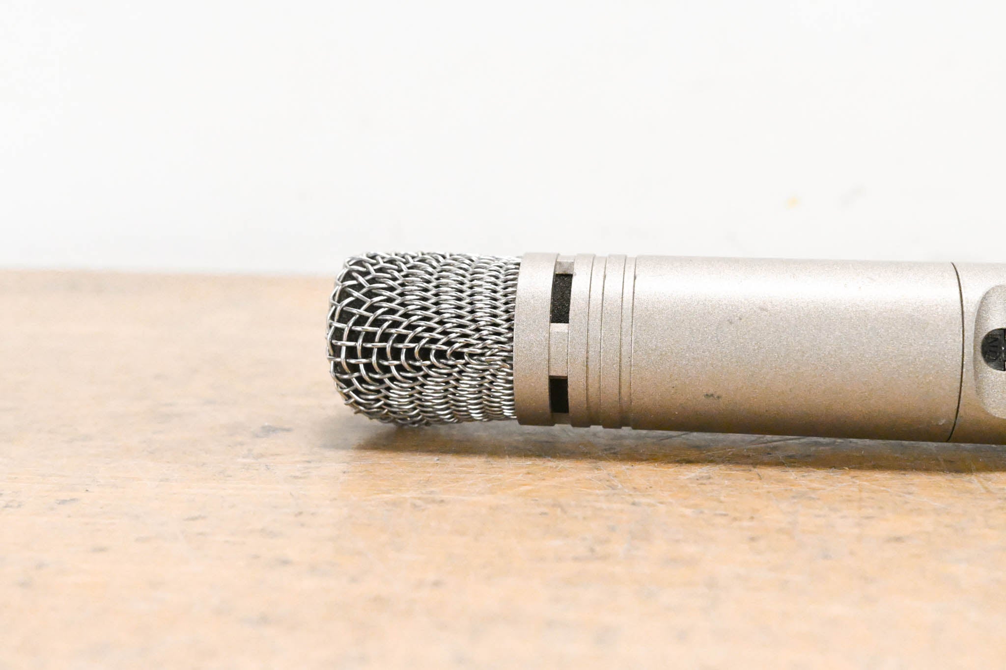 AKG C1000 S Small-Diaphragm Condenser Microphone