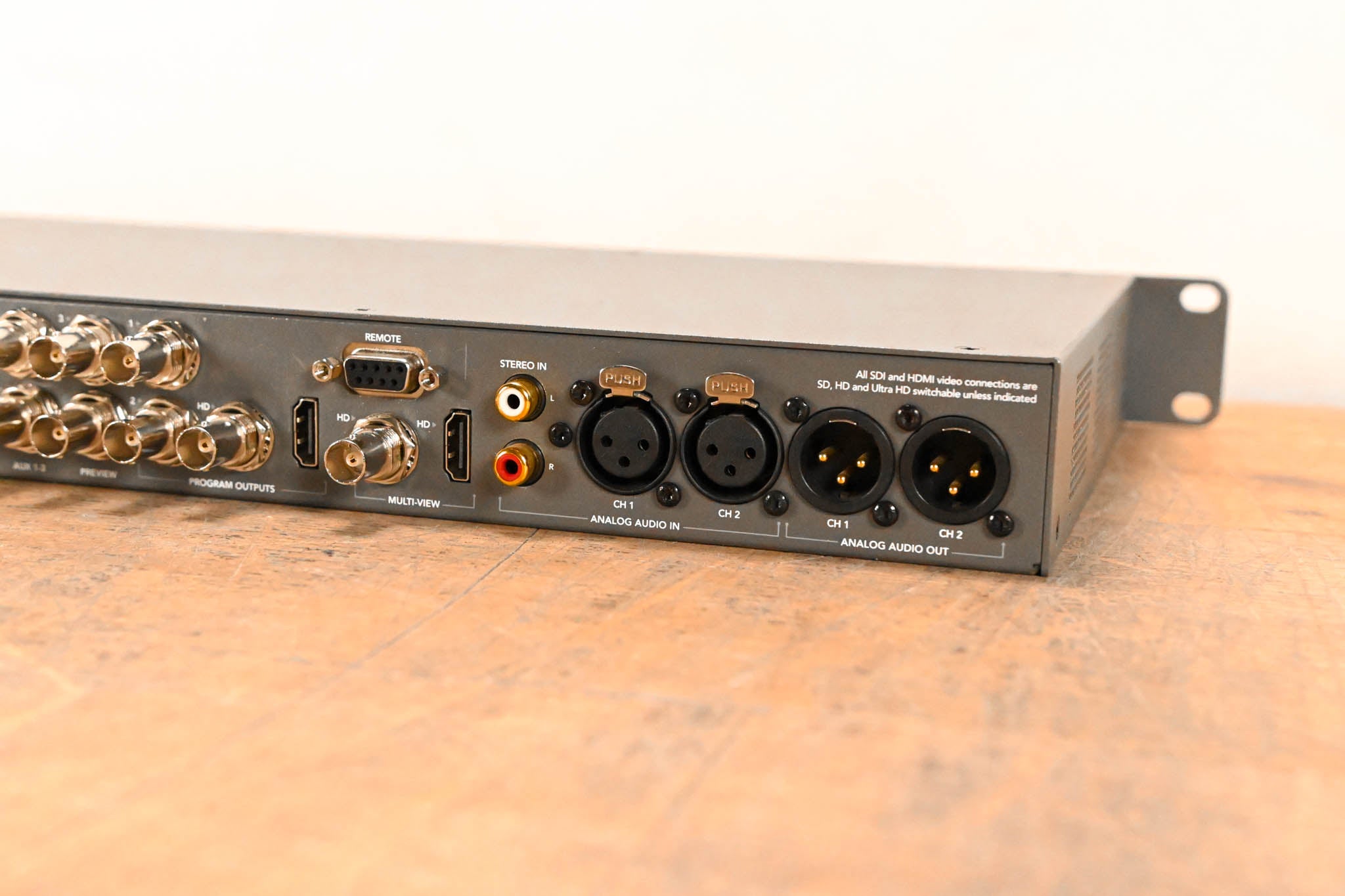 Blackmagic Design ATEM 1 M/E Production Studio 4K