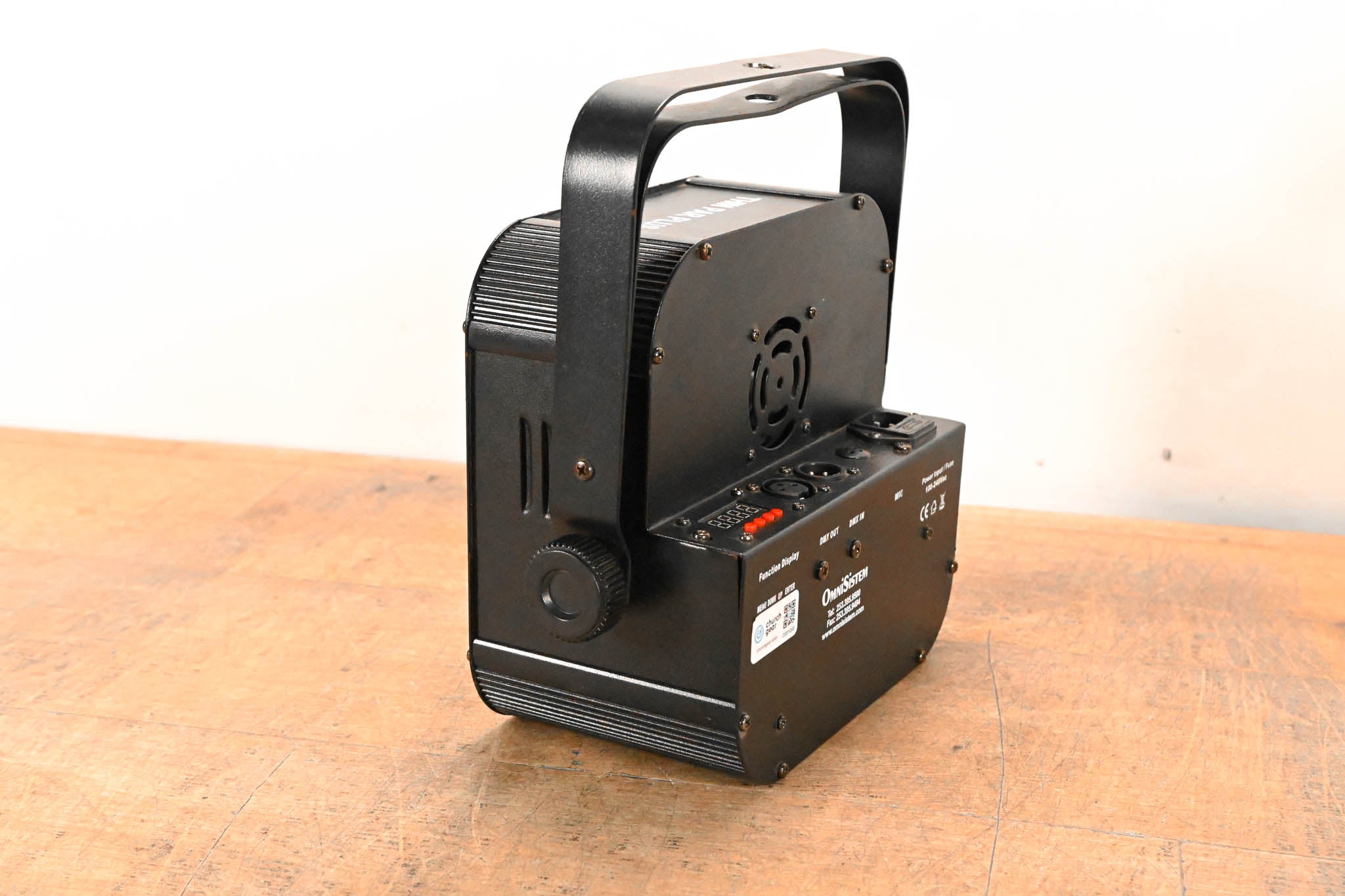 OmniSistem Thin Par Plus RGBW 6 x 10W RGBA Par Can Light