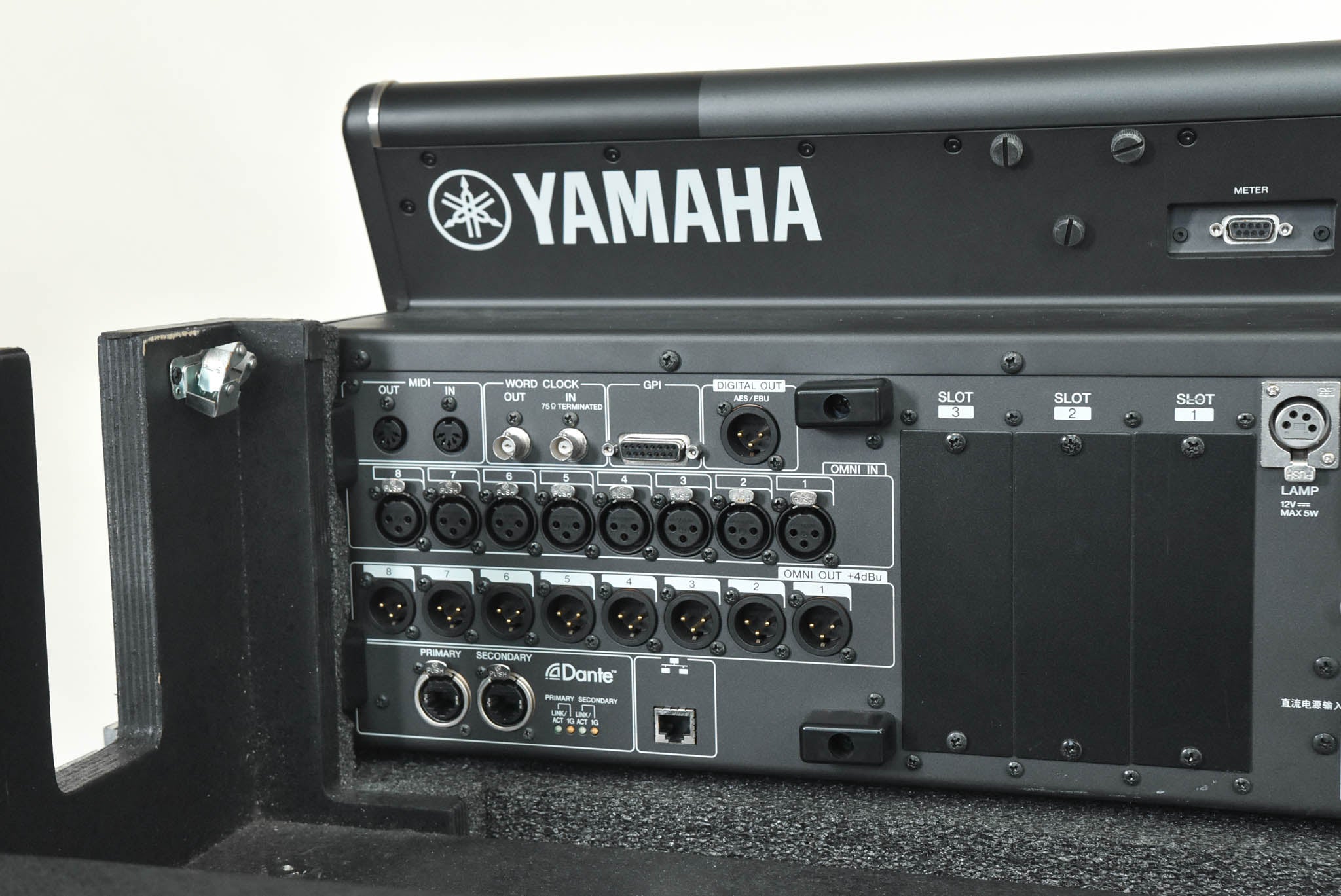 Yamaha CL3 64-Channel Digital Audio Console with Case