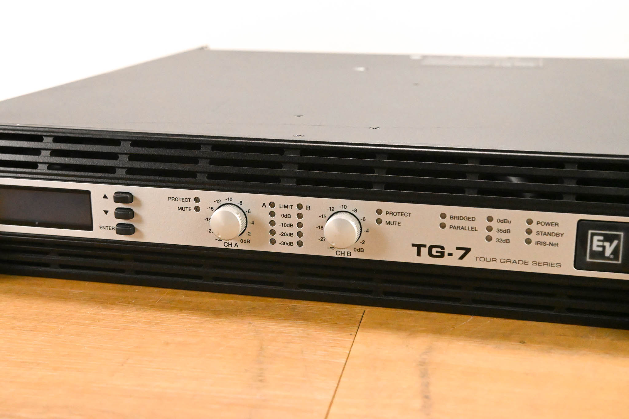 Electro-Voice (EV) TG-7 Tour-Grade Stereo Power Amplifier