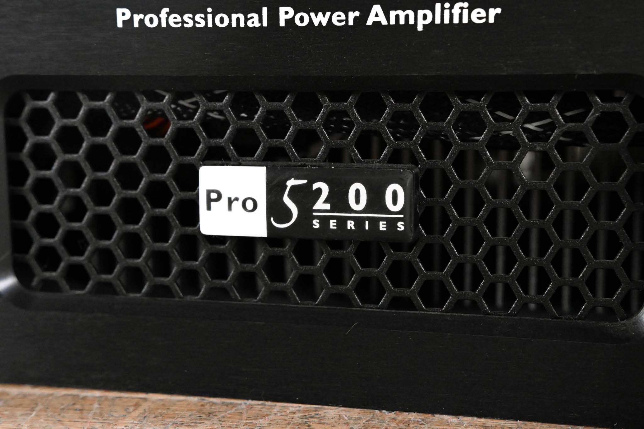 Crest Audio Pro 5200 2-Channel Power Amplifier