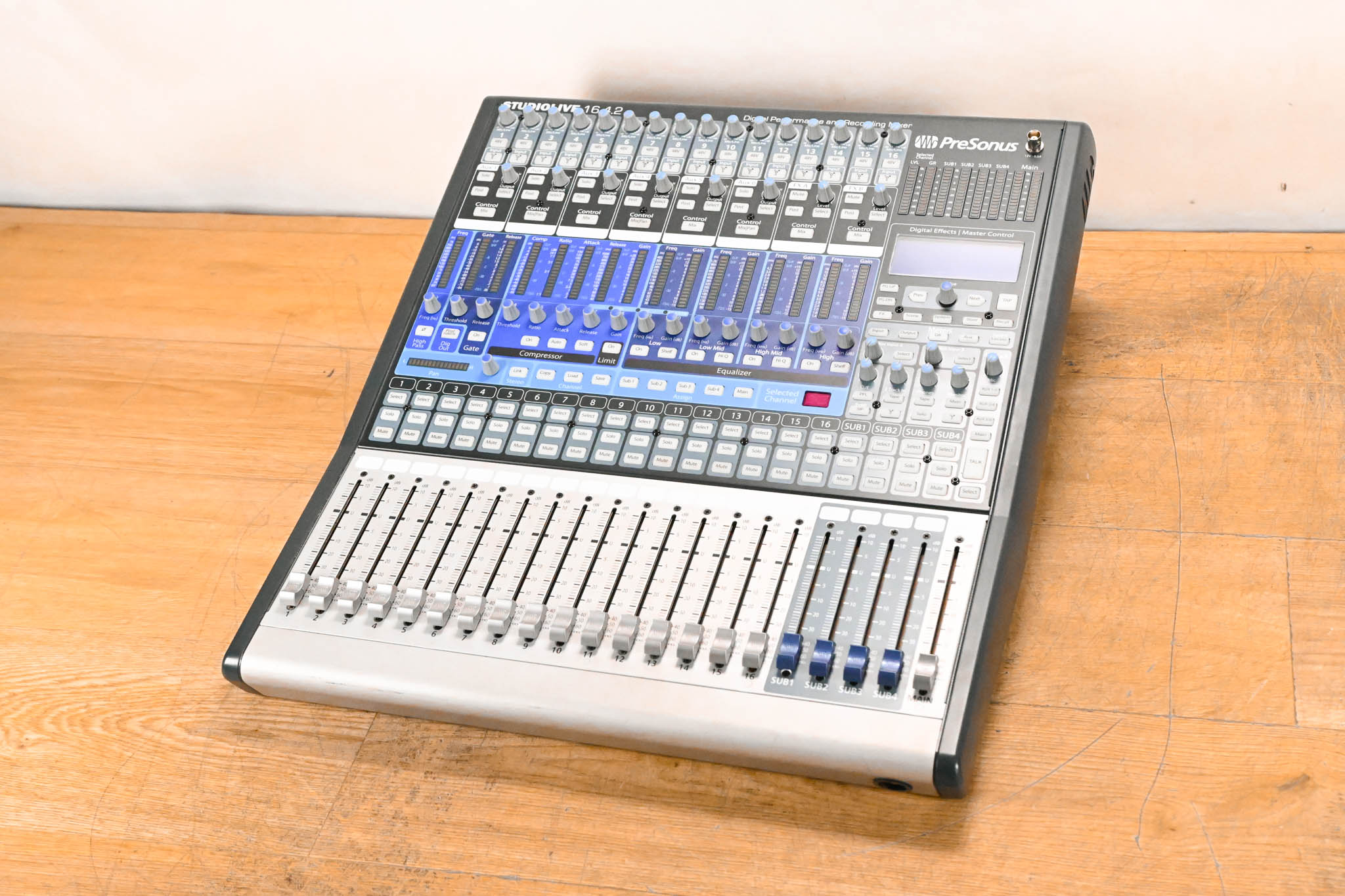 PreSonus StudioLive 16.4.2 16-Channel Digital Audio Mixer