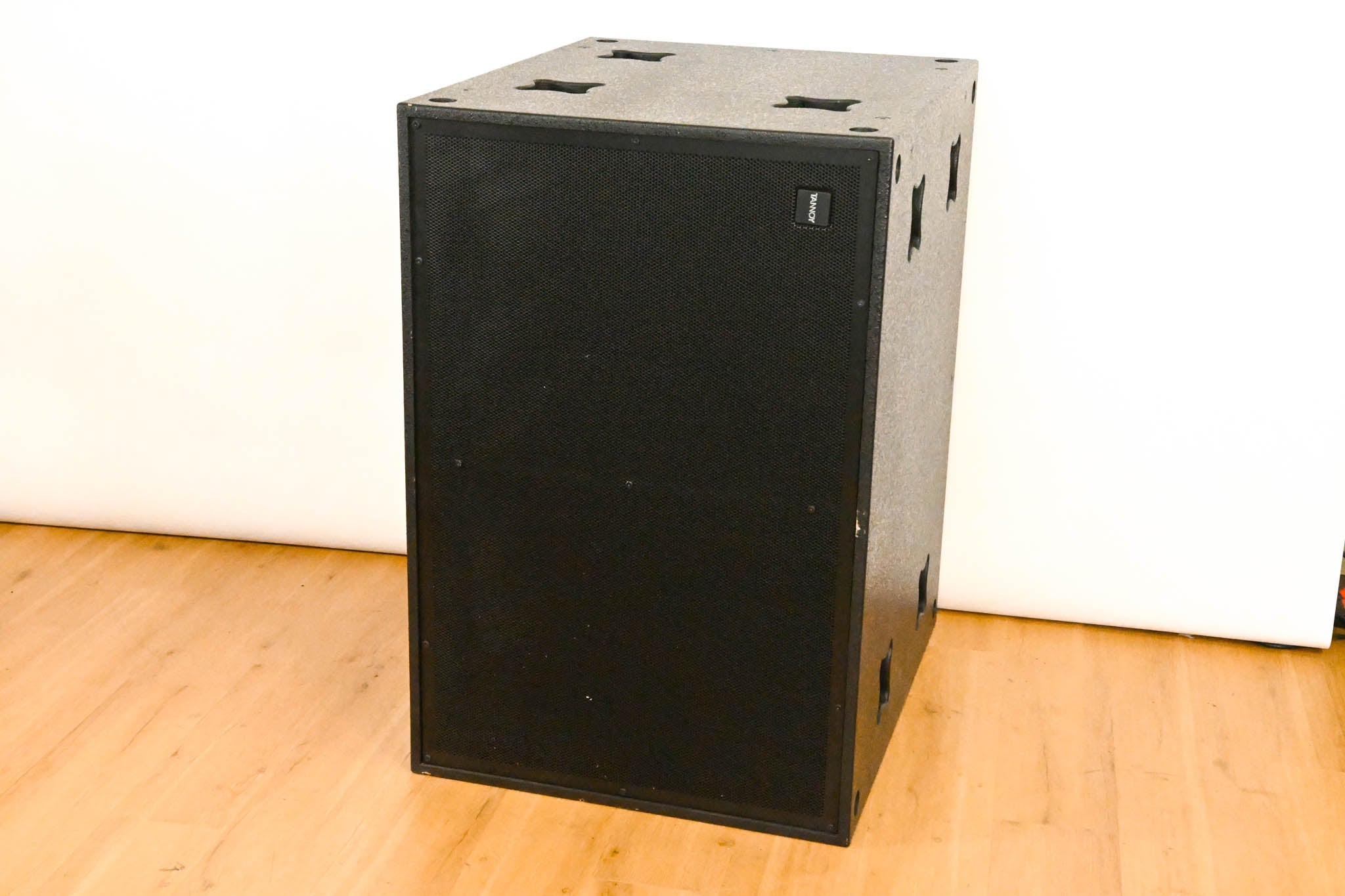 Tannoy VSX215B Dual 15" Passive Subwoofer