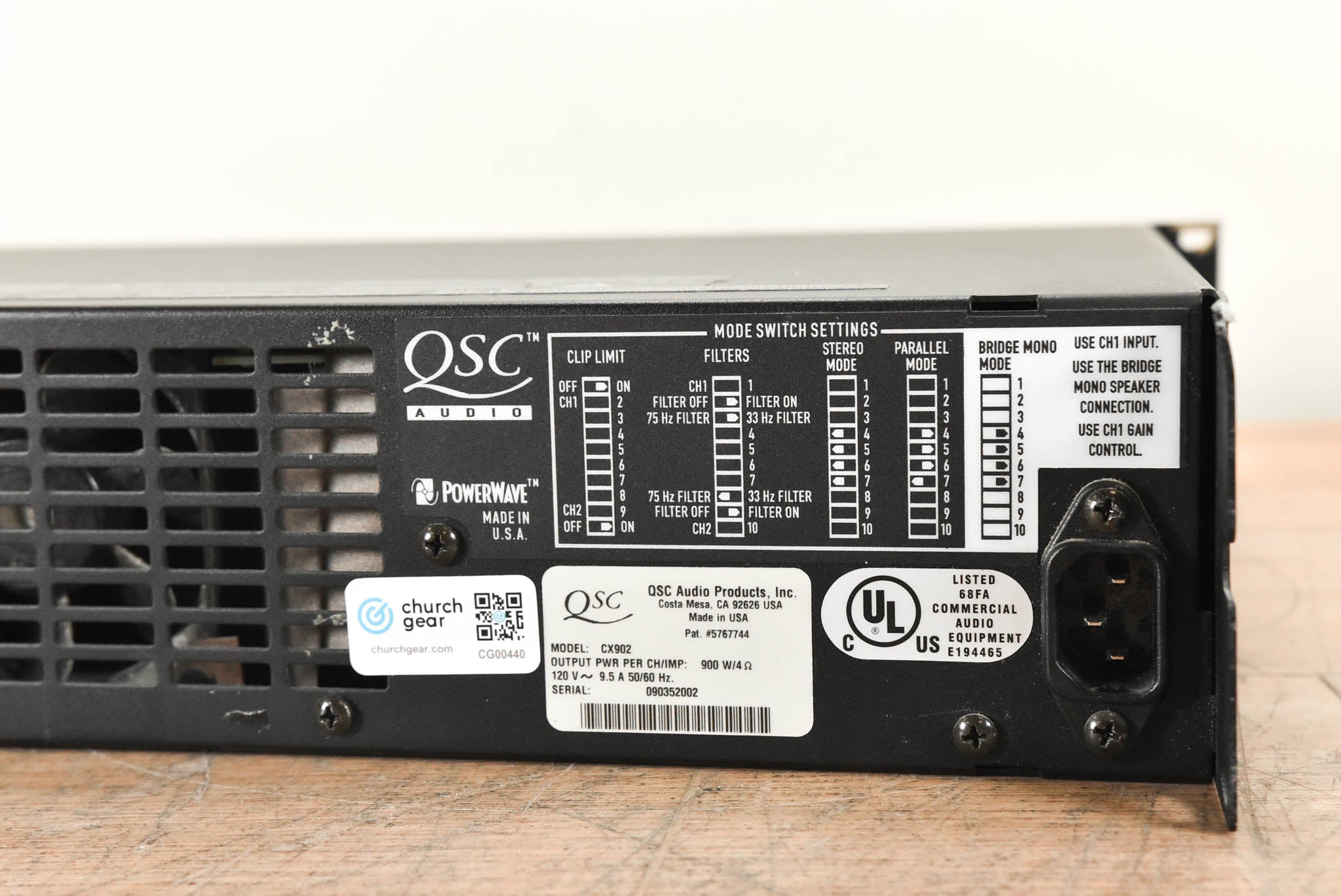 QSC CX902 2-Channel Power Amplifier