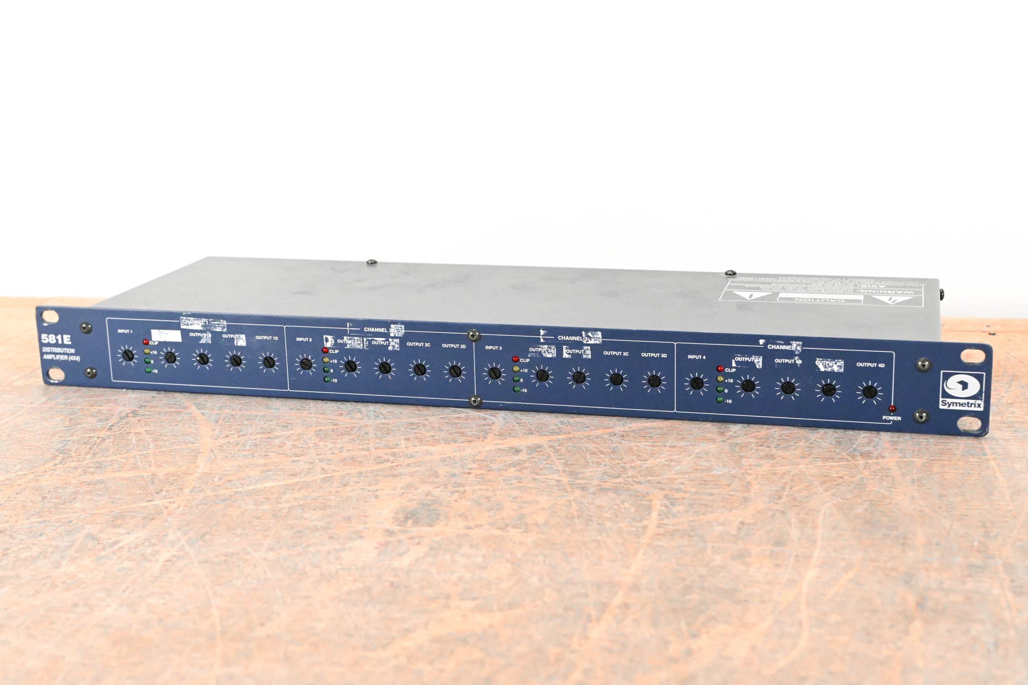 Symetrix 581E Distribution Amplifier (4x4)