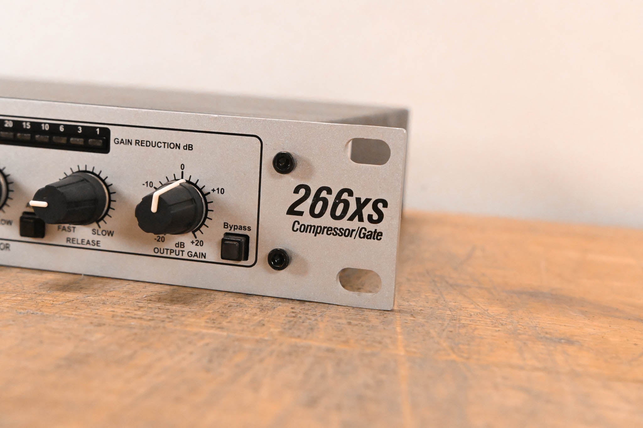 dbx 266xs 2-Channel Compressor/Gate