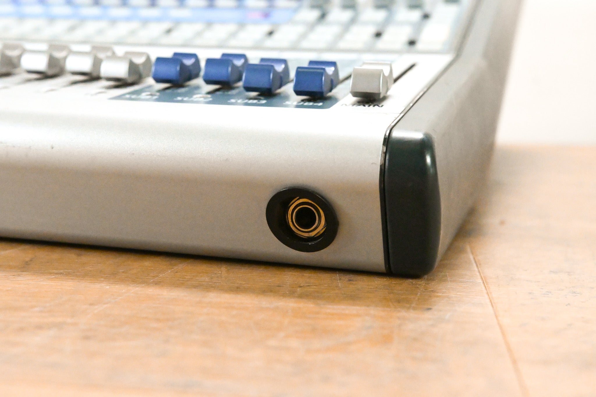 PreSonus StudioLive 16.4.2 16-Channel Digital Audio Mixer