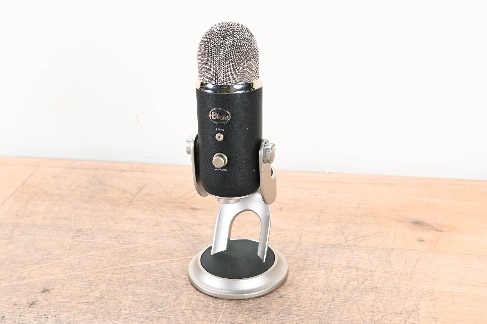 Blue Yeti Pro USB Condenser Microphone