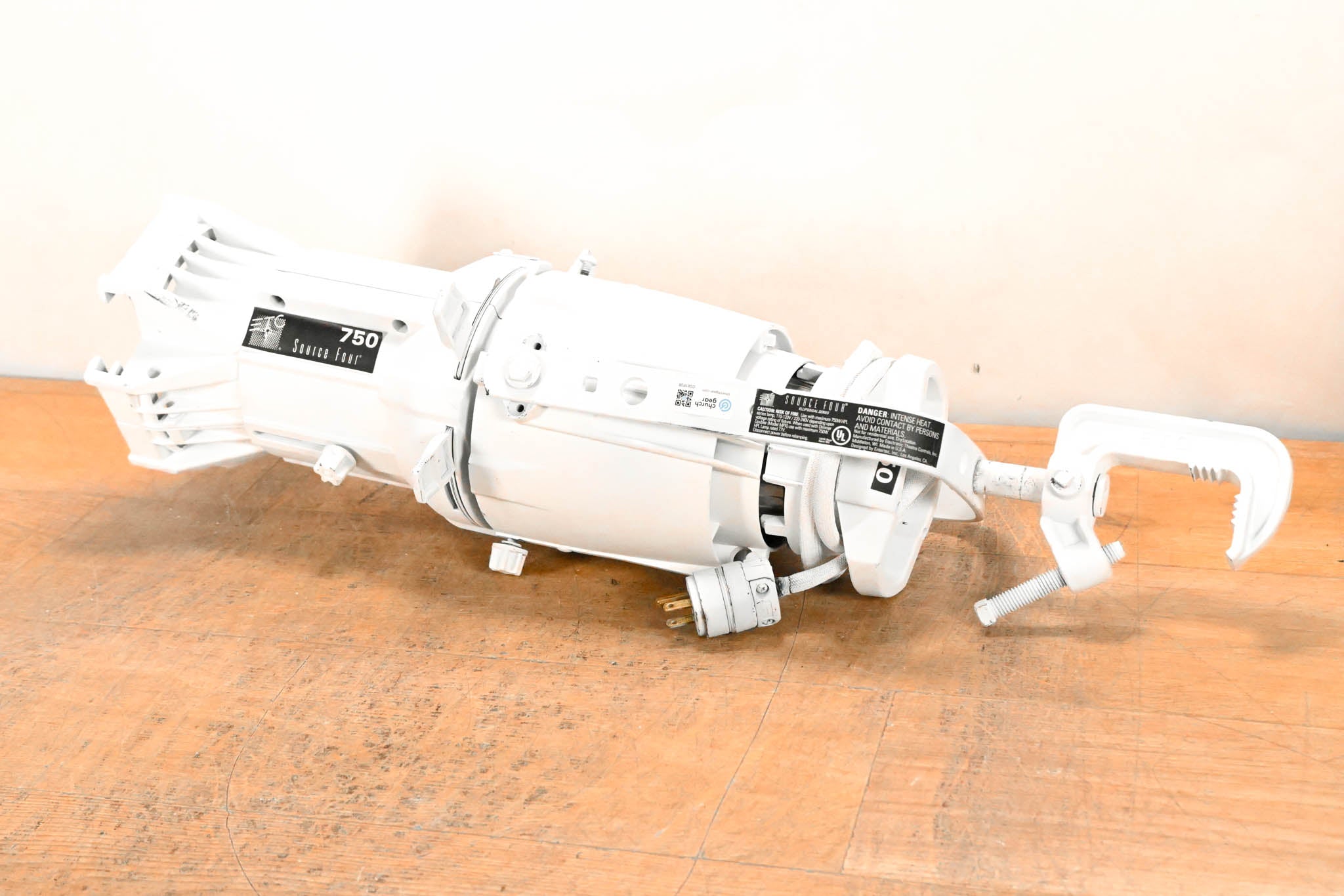ETC Source Four 750 50 Degree Ellipsoidal Light