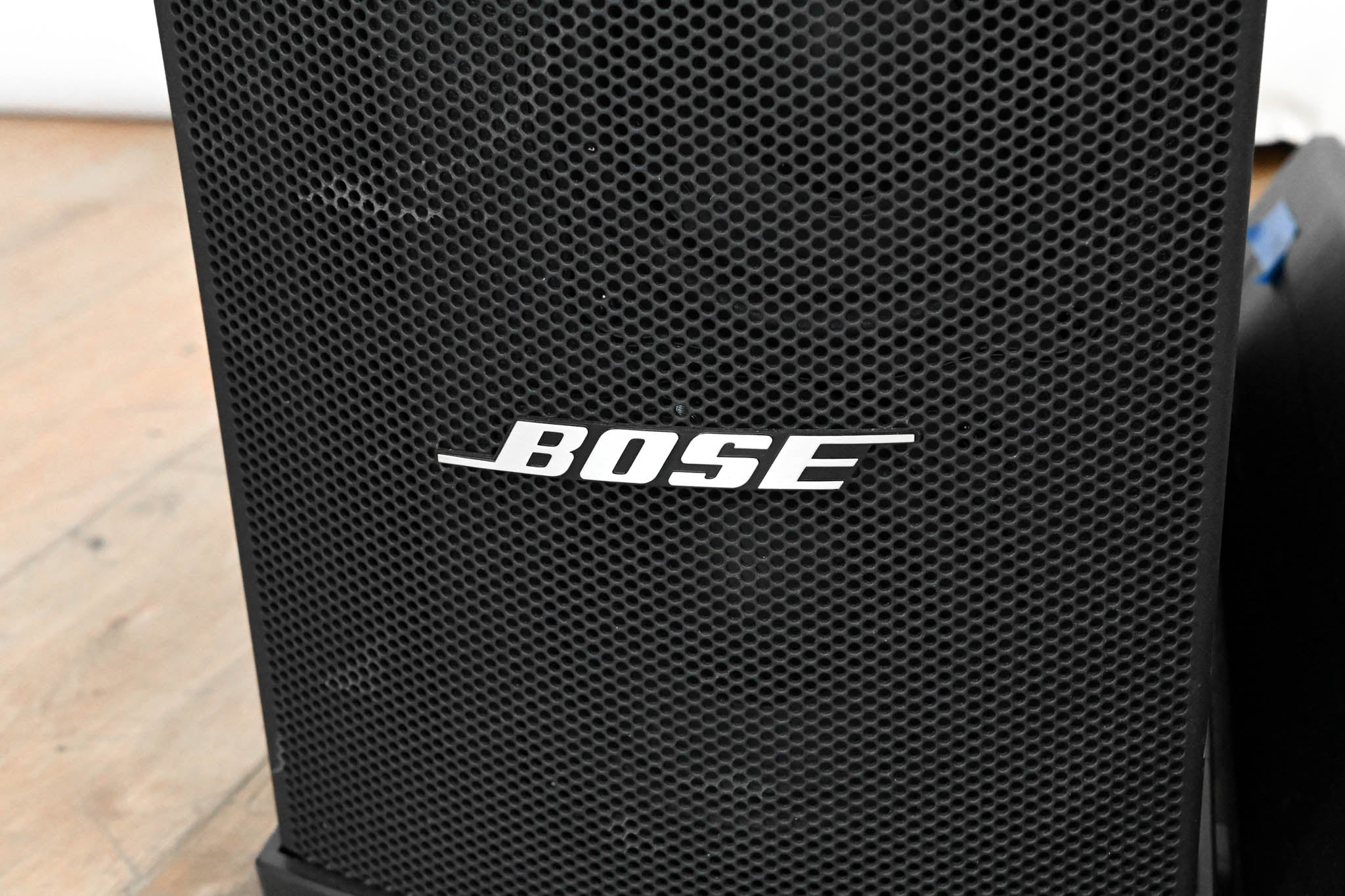 Bose L1 Model 1S with B1 Bass Module - Portable PA System