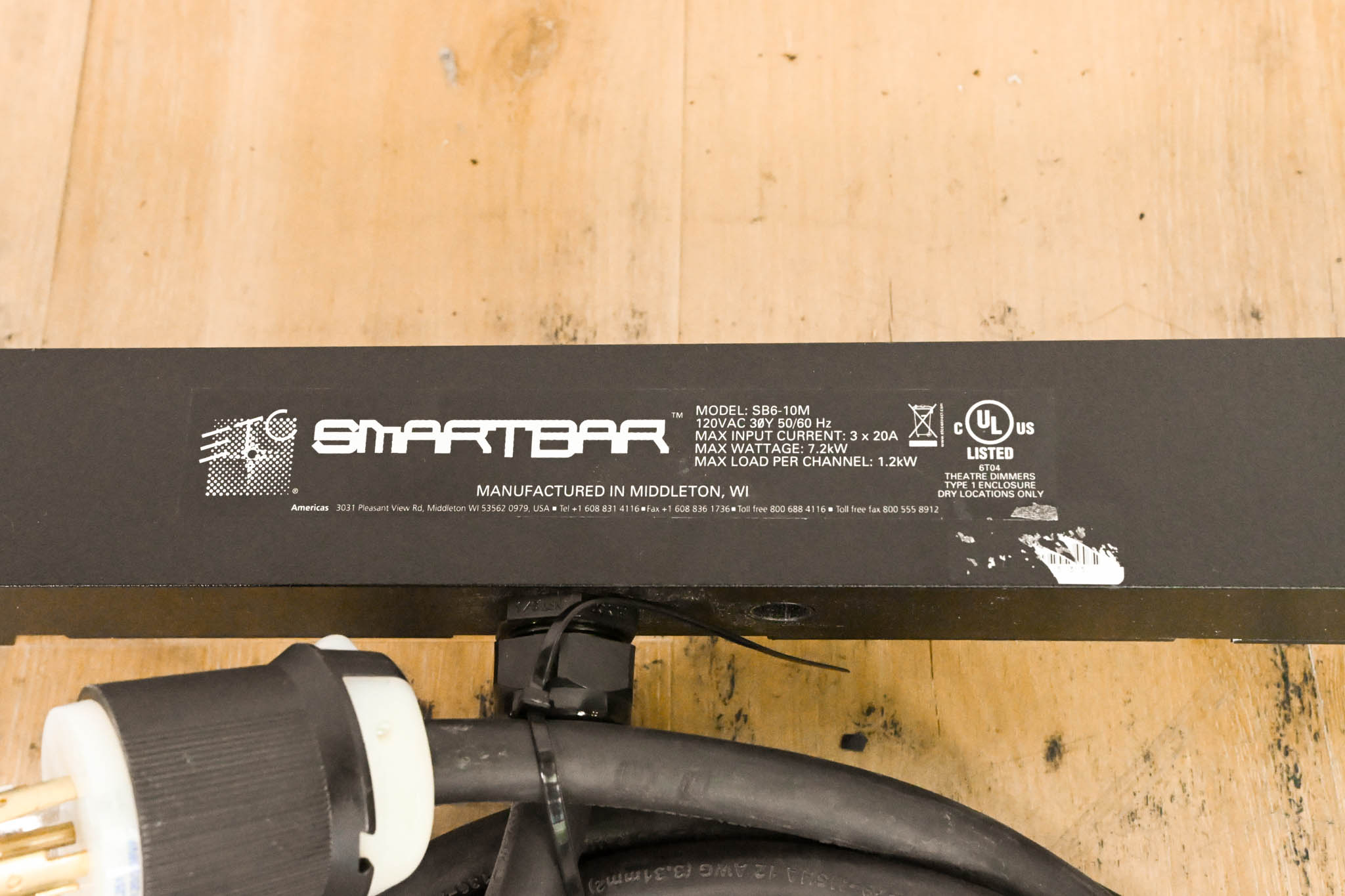 ETC SB6-10M 6 x 10A (1200W) SmartBar with Stage Pin Connectors