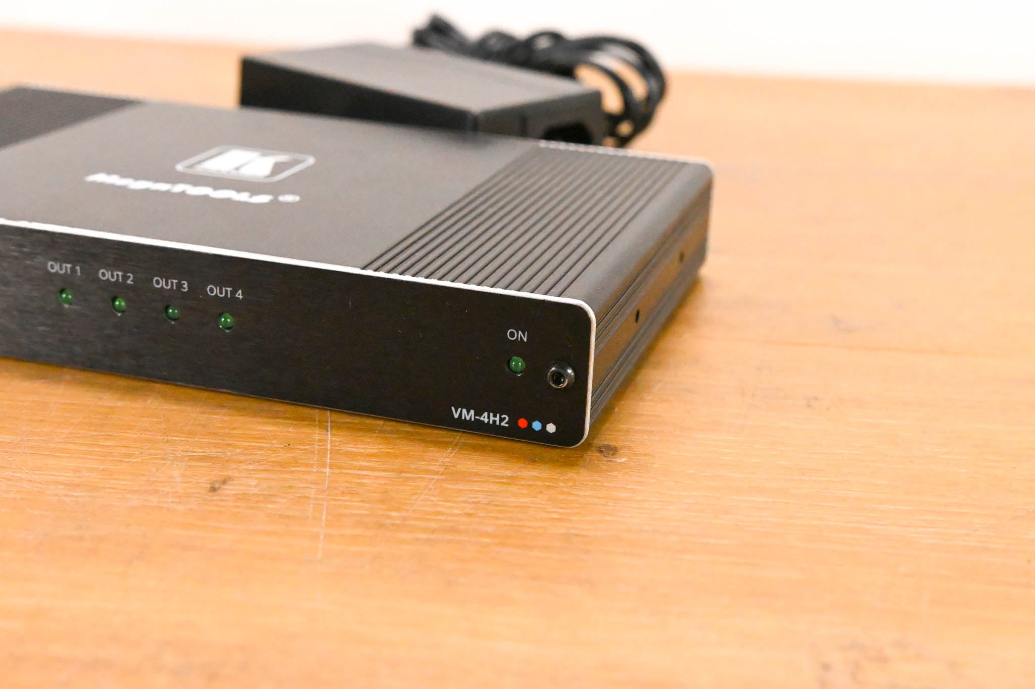 Kramer VM-4H2 1:4 4K HDR HDMI Distribution Amplifier