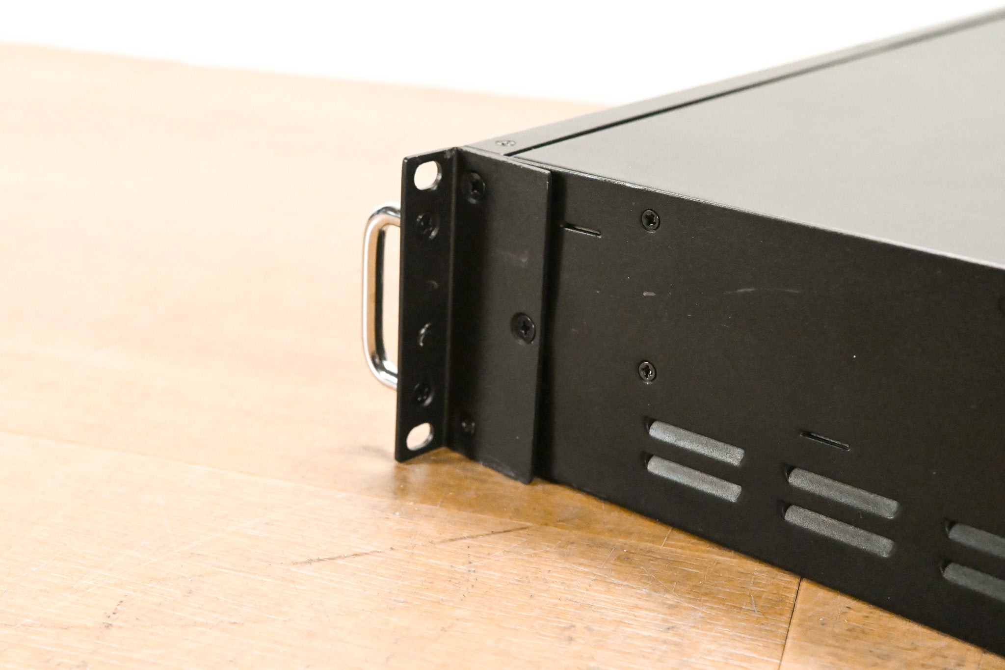 Midas DL16 16-Input, 8-Output Stage Box