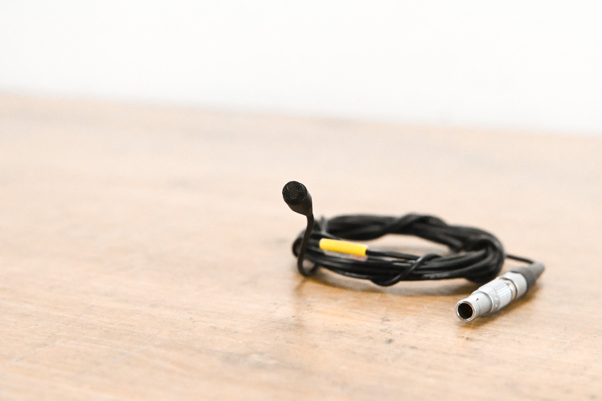 DPA Microphones 4061 Subminiature Lapel Mic w/ 4-Pin Lemo Connector