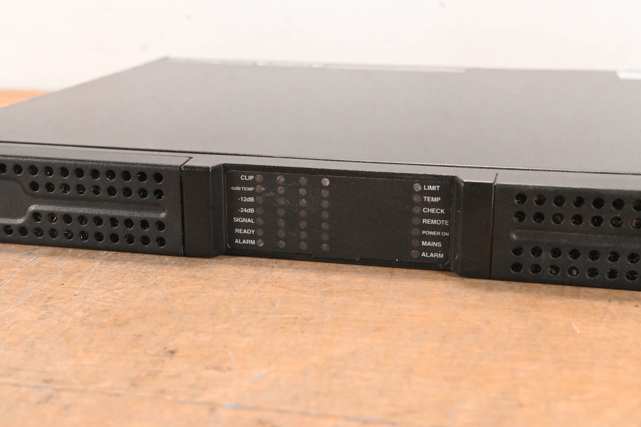 Void Bias Q2 4-Channel DSP Power Amplifier w/ Dante