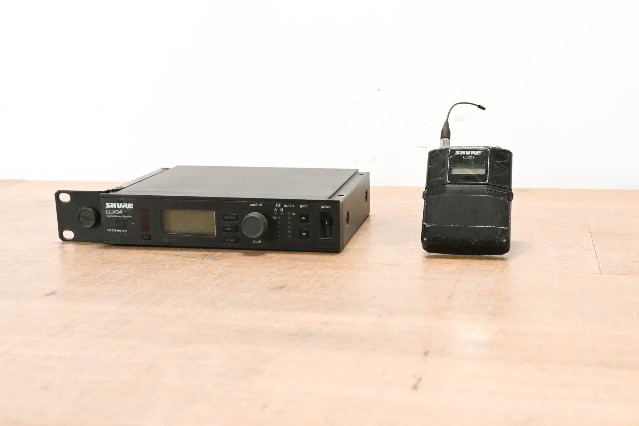 Shure ULXD14 Wireless Belt Pack System - L50 Range (NO POWER SUPPLY)