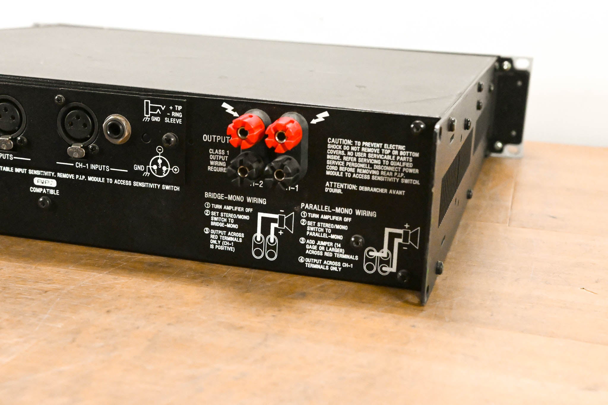Crown Macro-Tech 1202 2-Channel Power Amplifier