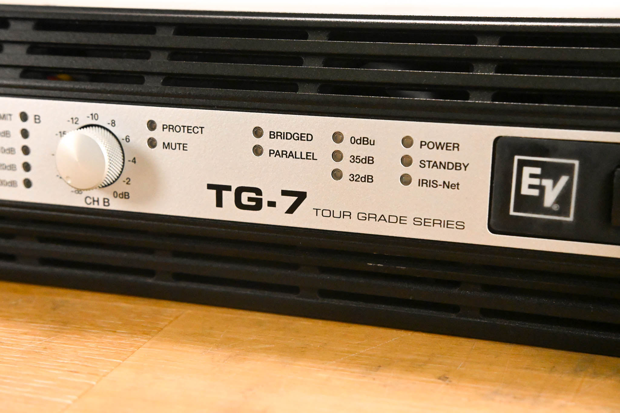 Electro-Voice (EV) TG-7 Tour-Grade Stereo Power Amplifier