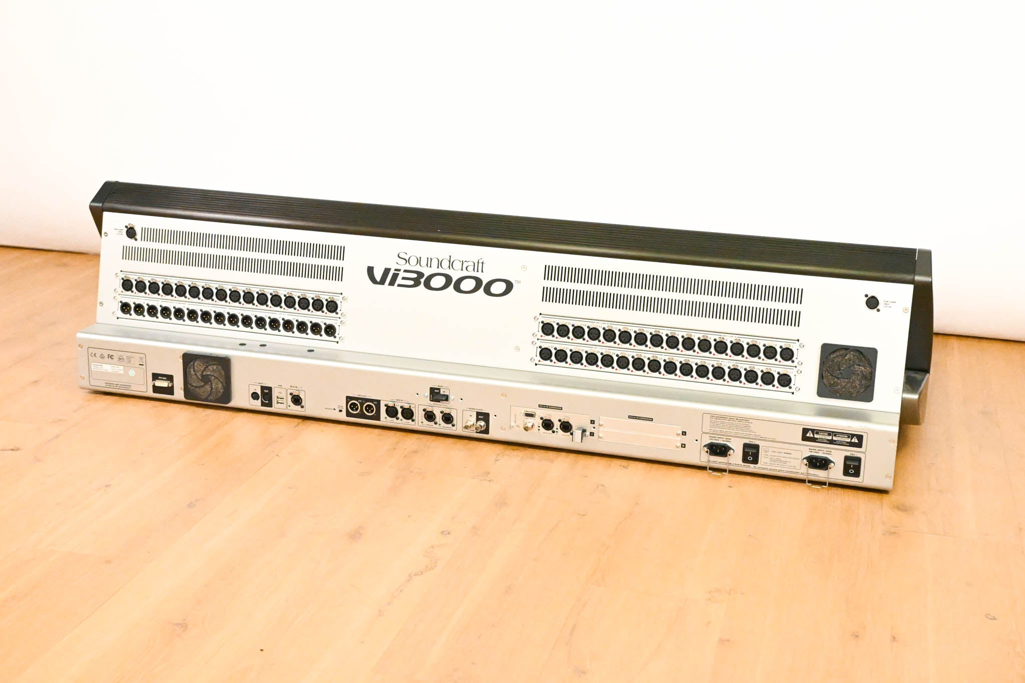 Soundcraft Vi3000 64-Channel Digital Mixing Console