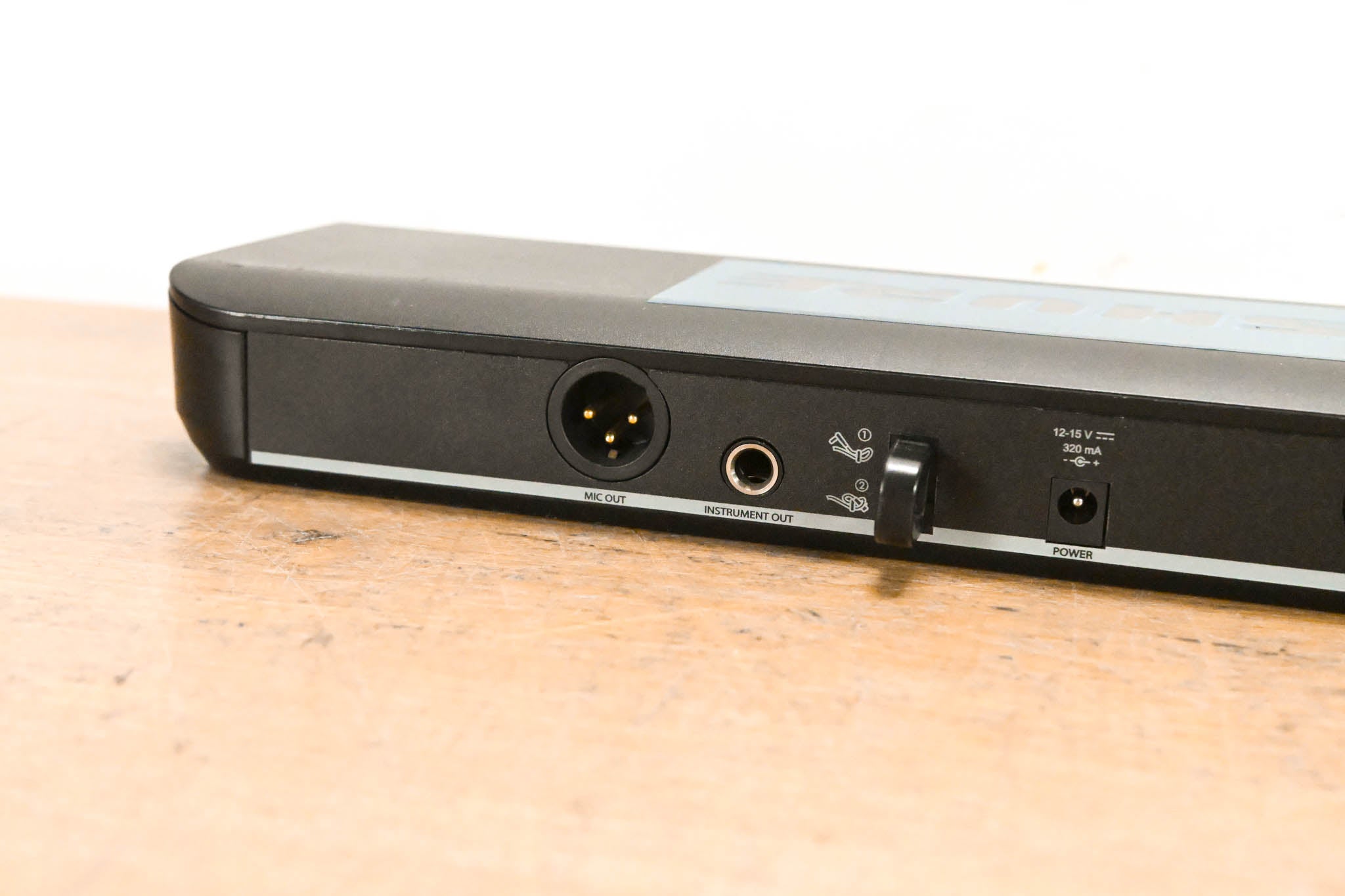 Shure BLX88 Dual Channel Wireless Receiver - H9 Band (NO POWER SUPPLY)