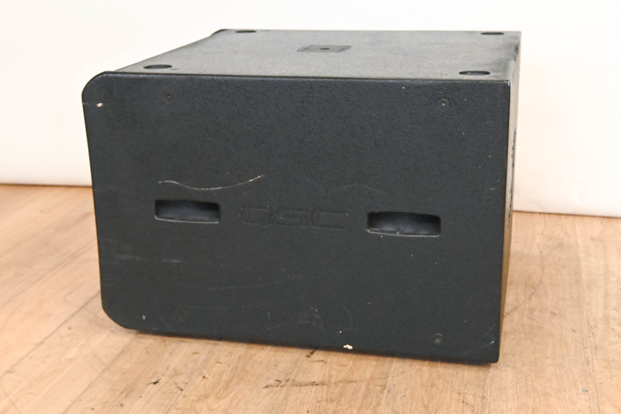 QSC GP118-SW 18" 850W Passive Subwoofer