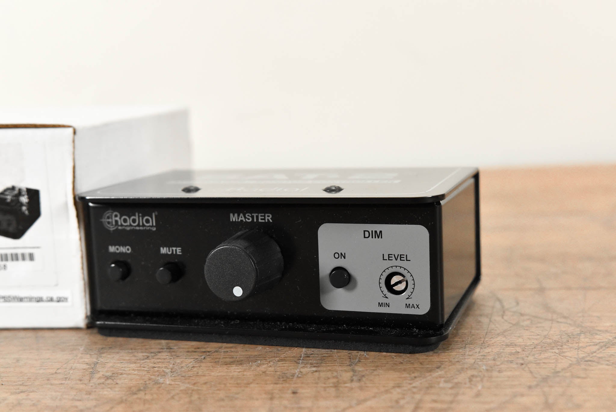 Radial SAT-2 Stereo Audio Attenuator / Monitor Controller