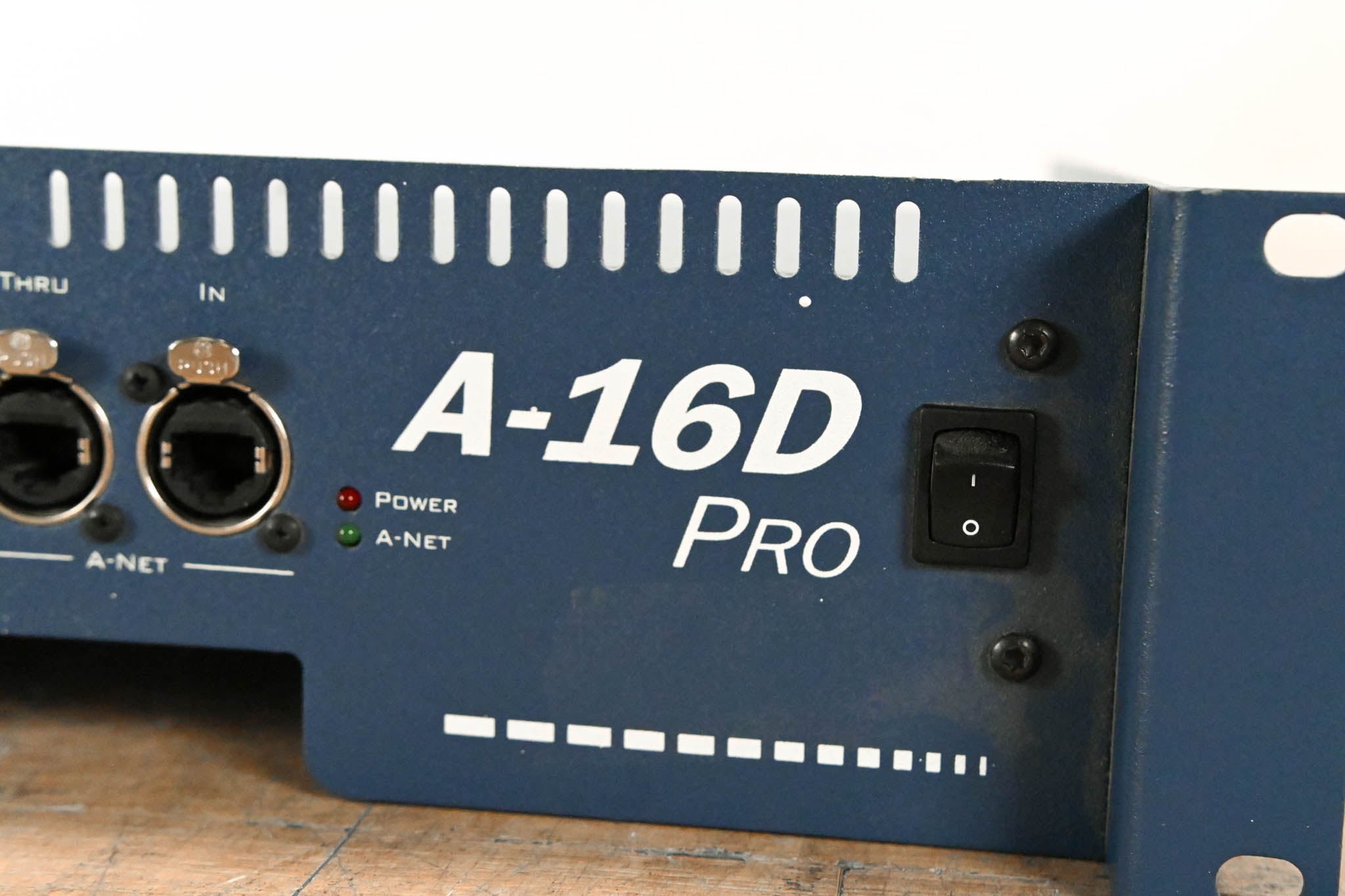 Aviom A-16D Pro A-Net Distributor