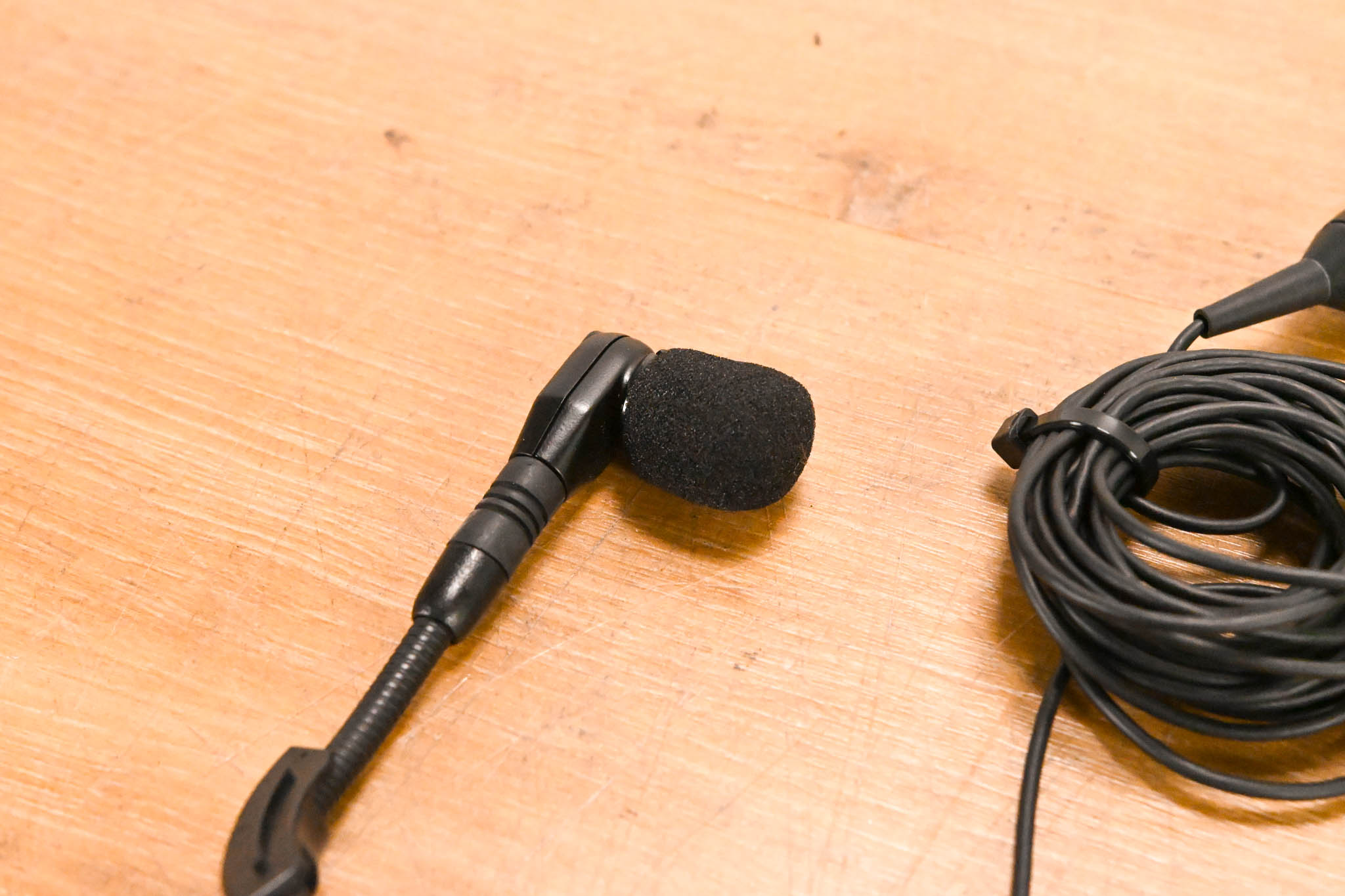 Shure Beta 98H/C Miniature Cardioid Condenser Instrument Microphone