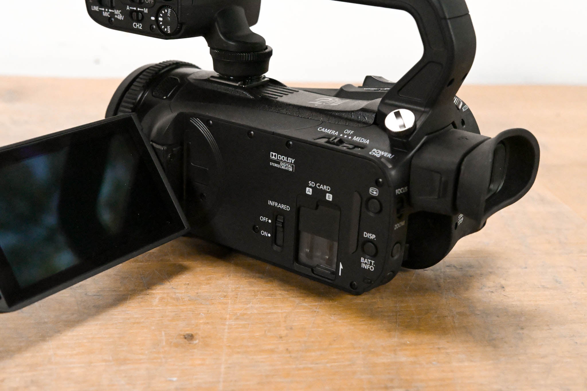 Canon XA35 HD Professional Camcorder w/ XLR Handle & HD/SD-SDI Output
