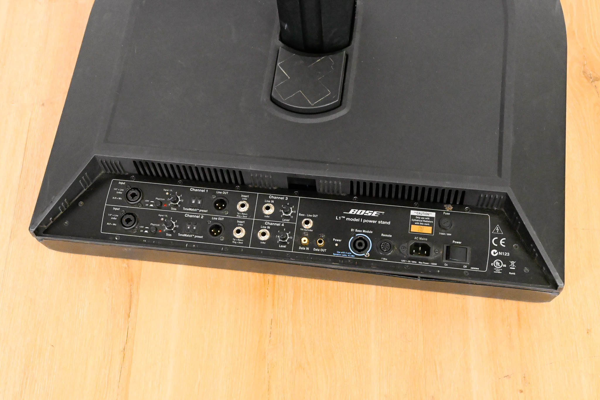 Bose L1 Model I System with Road Case