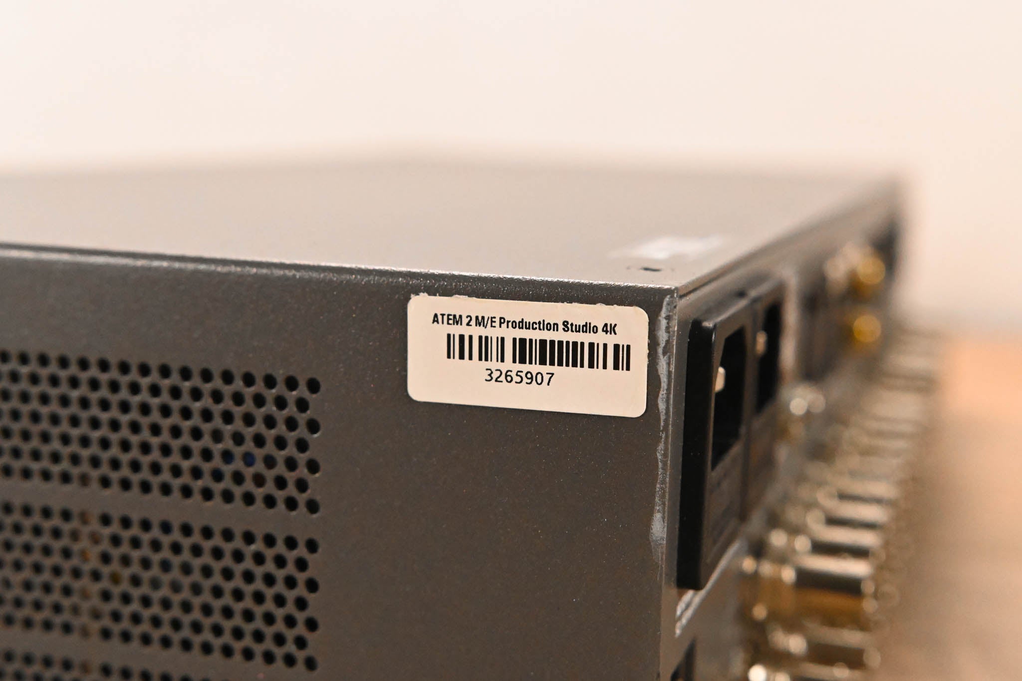 Blackmagic Design ATEM 2 M/E Production Studio 4K