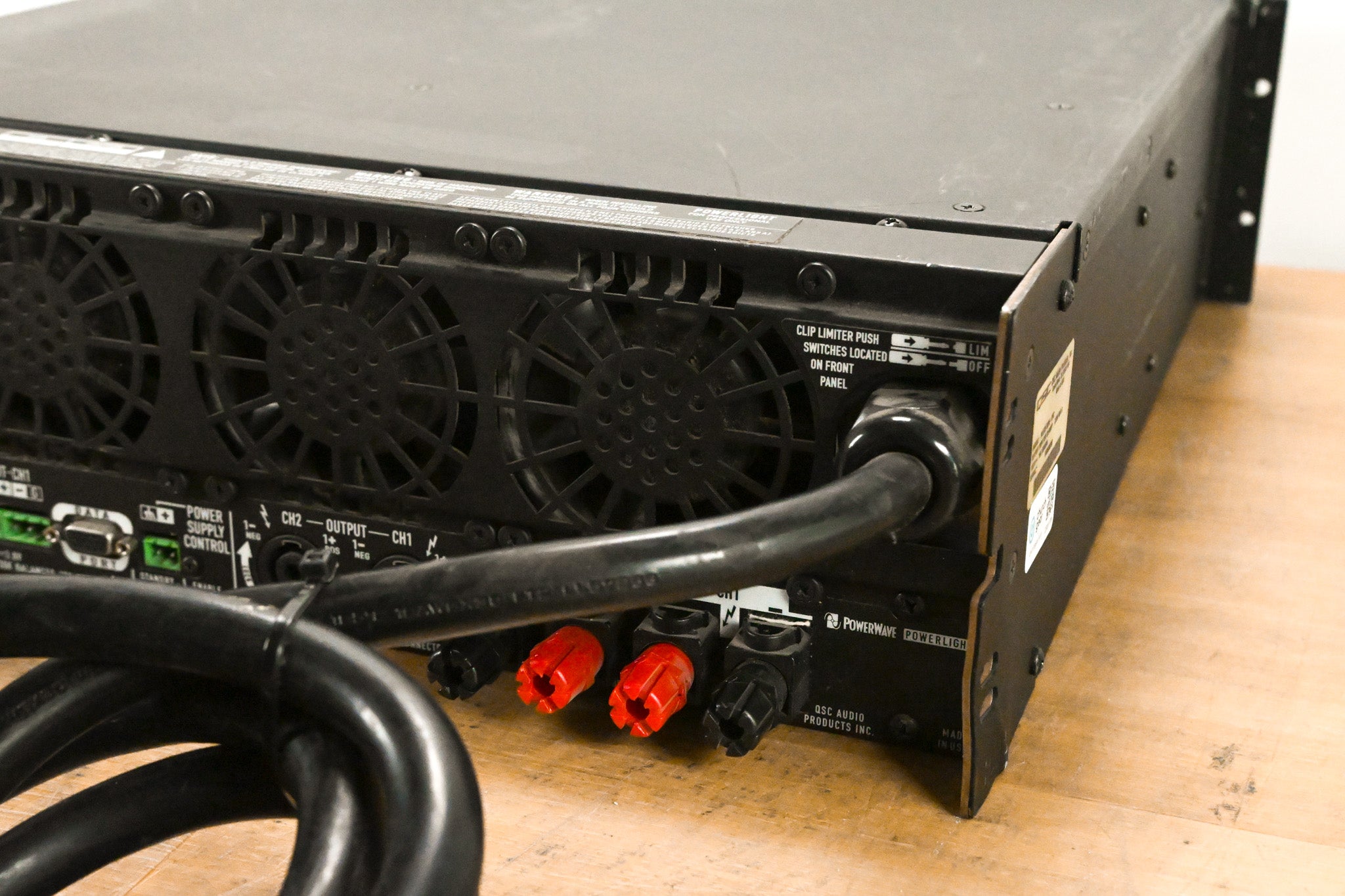 QSC PowerLight 6.0 II 2-channel Power Amplifier