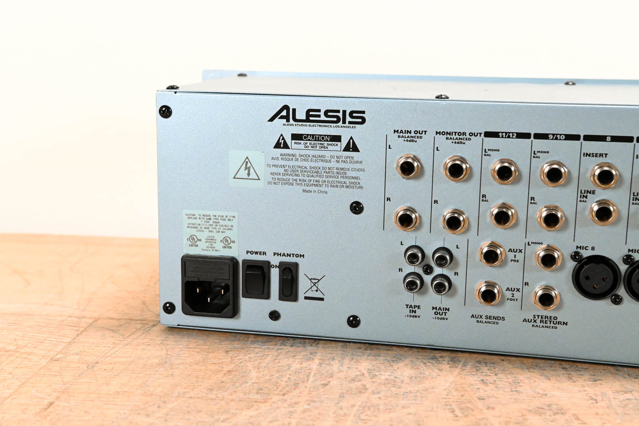 Alesis MultiMix 12R Rack-Mountable 12-Channel Stereo Mixer