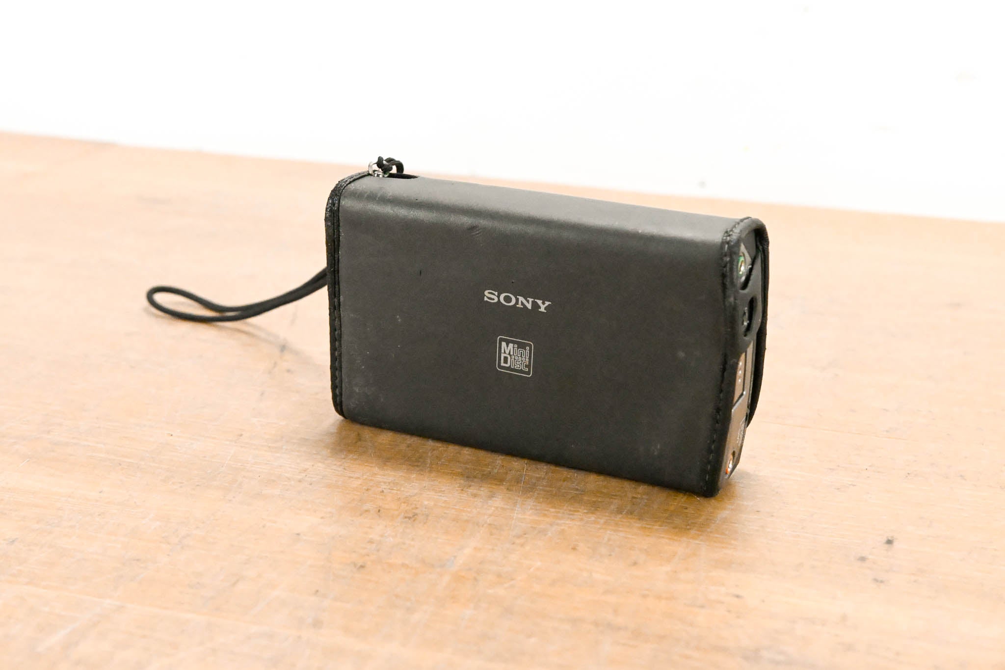 Sony MZ-B3 Portable MiniDisc Recorder (NO POWER SUPPLY)