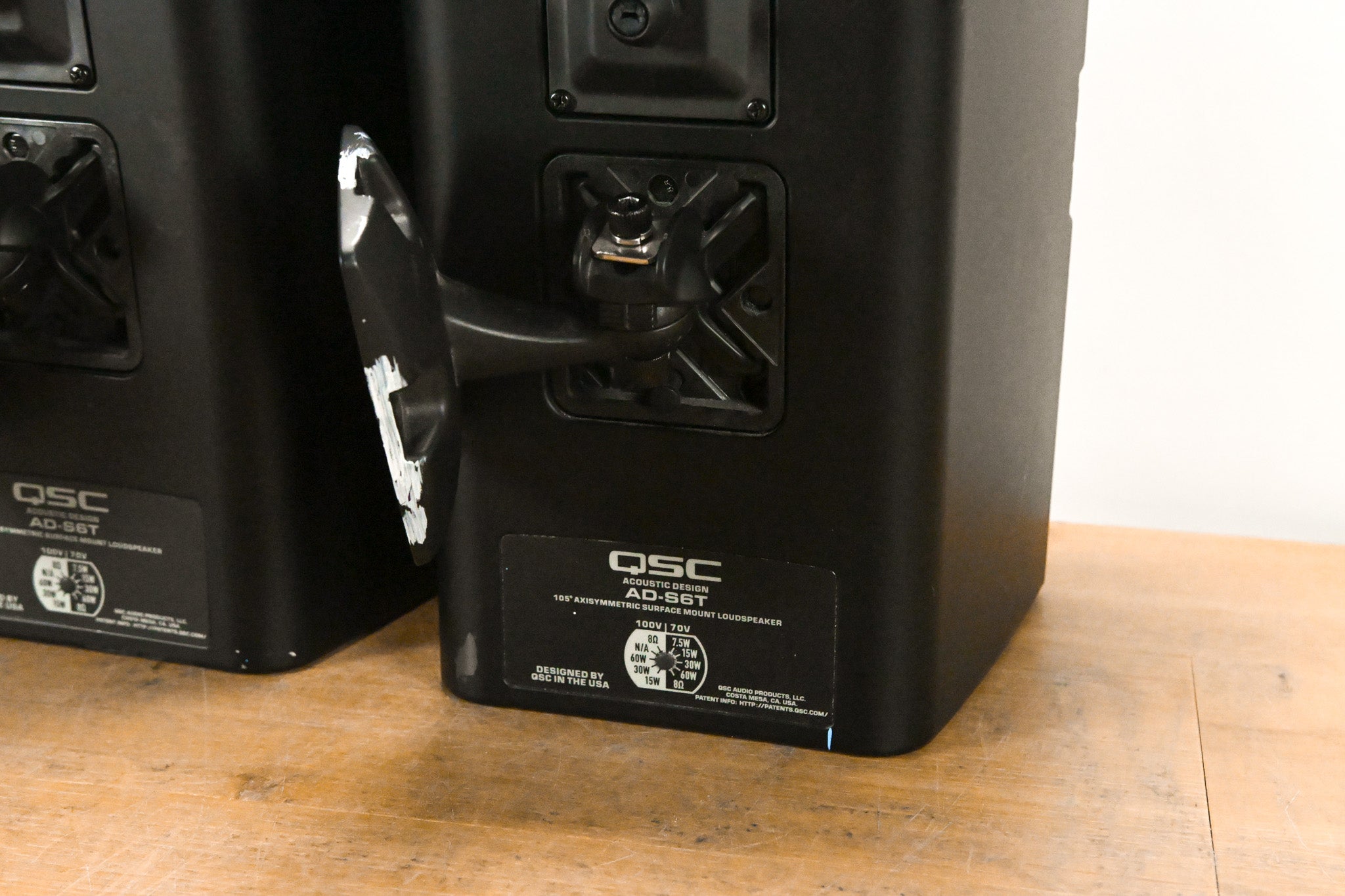 QSC AD-S6T AcousticDesign Series 6.5" 2-Way 150W Loudspeaker (PAIR)